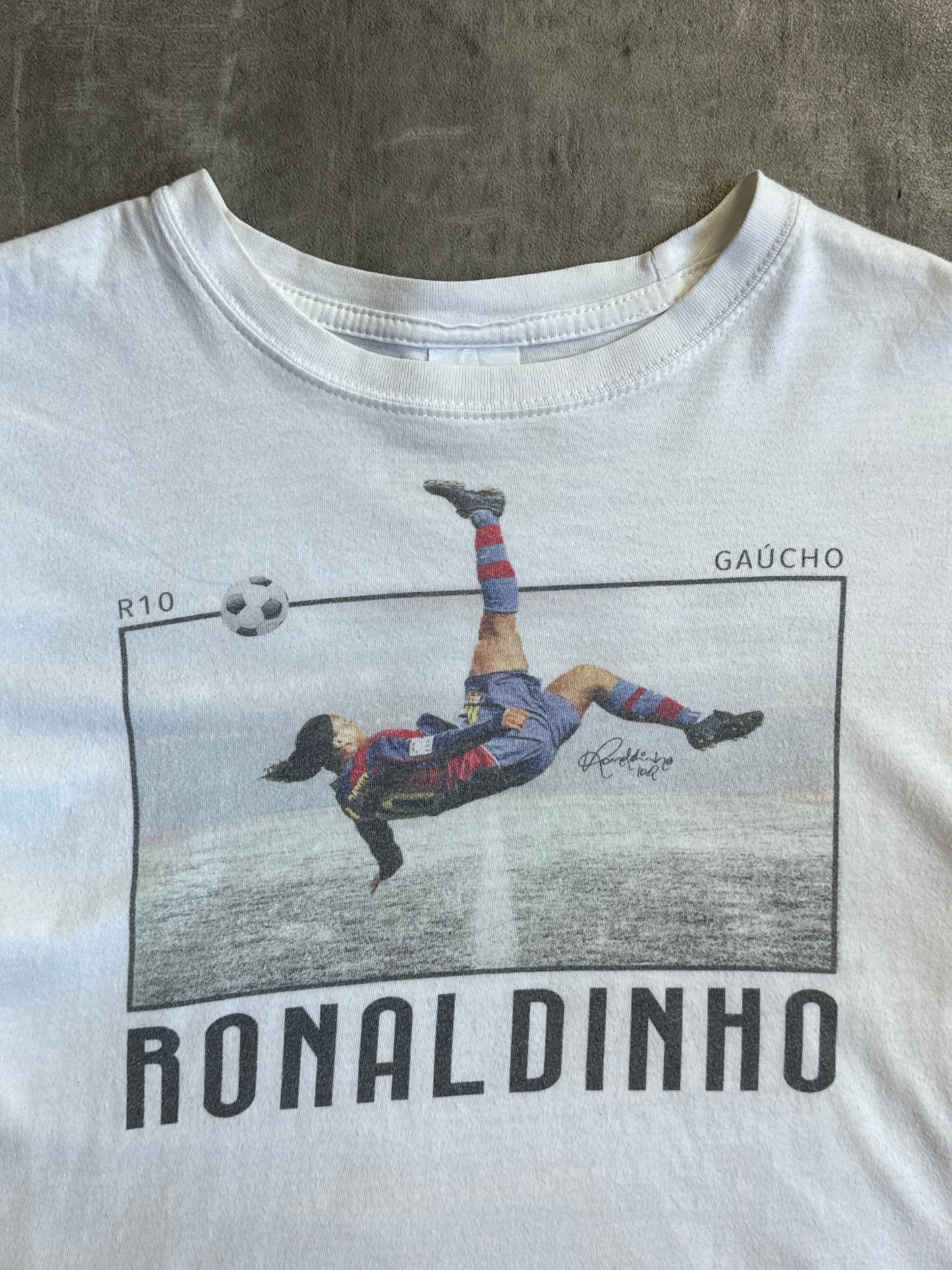 2000's Ronaldhino R10 Graphic Tee