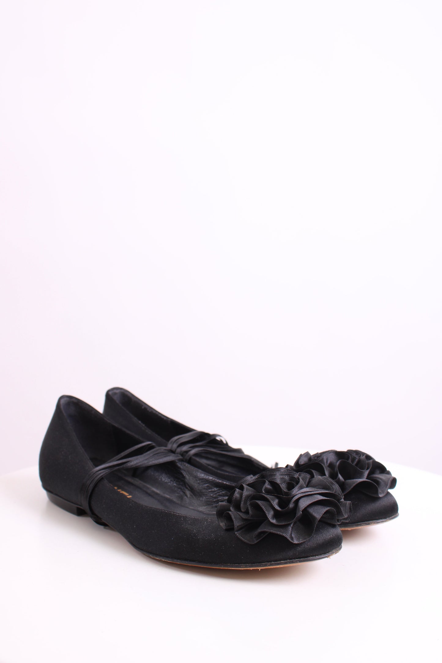 Chanel CC Ruffle Camellia Ballet Flats Black 38 | O/S, Black