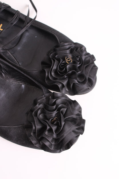 Chanel CC Ruffle Camellia Ballet Flats Black 38 | O/S, Black