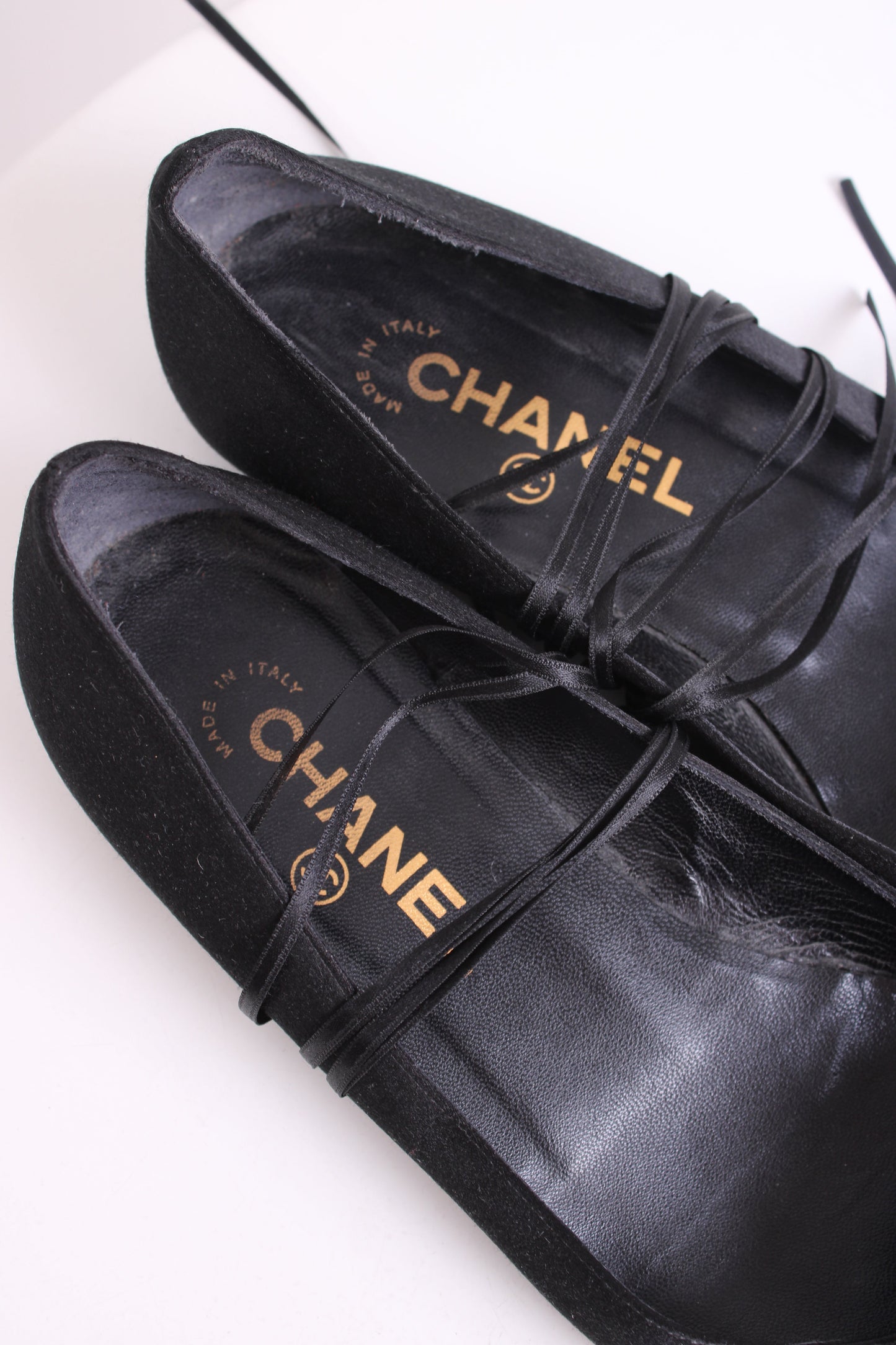 Chanel CC Ruffle Camellia Ballet Flats Black 38 | O/S, Black