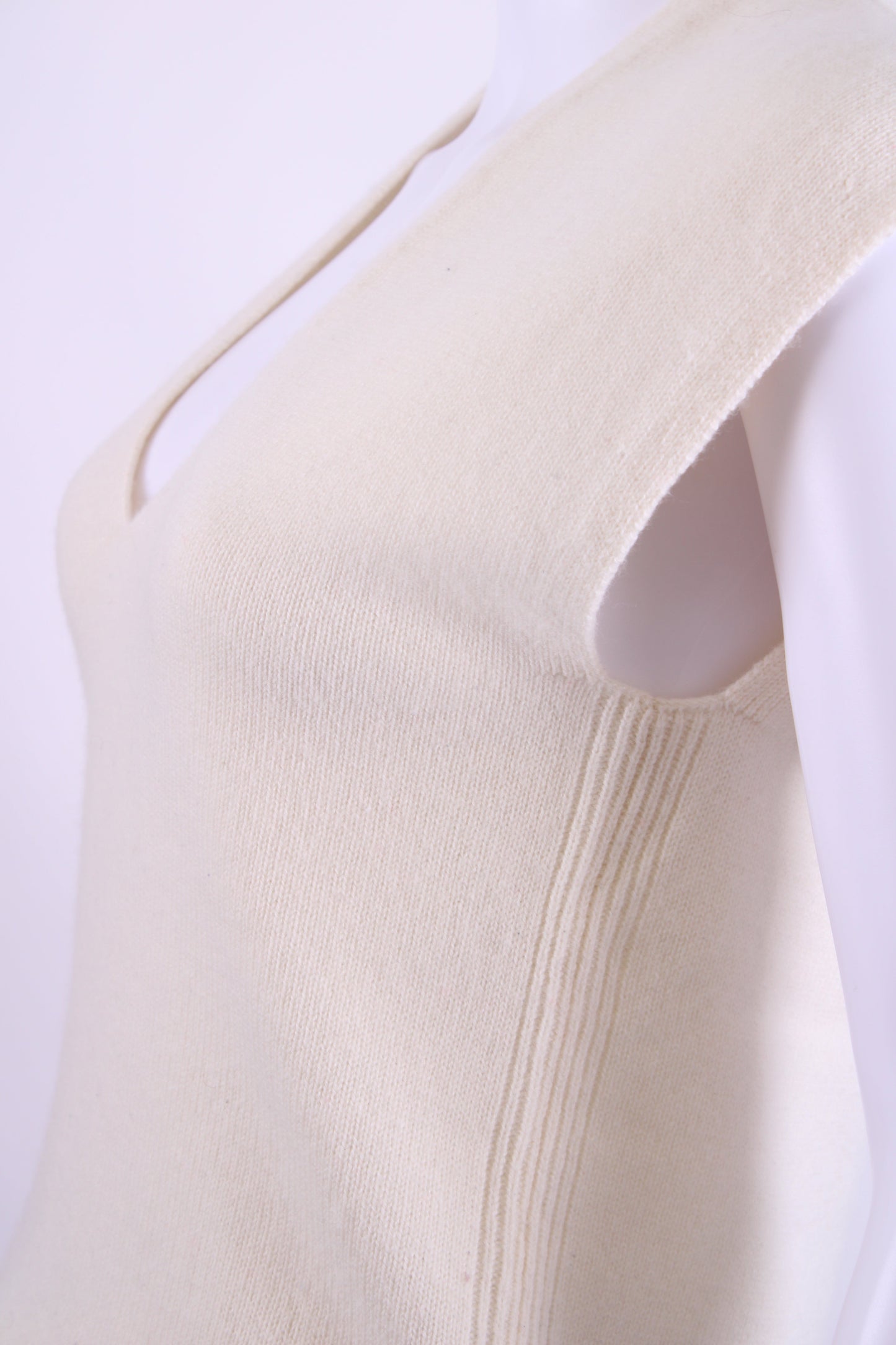 ME+EM S/S V Neck Jumper Cream M | Medium, Cream