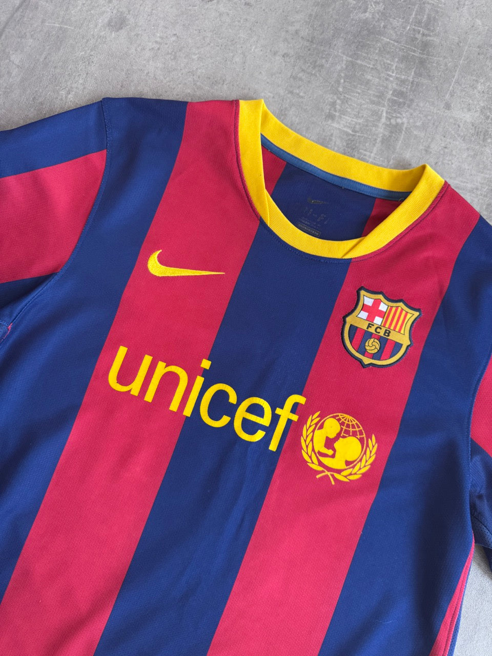 2010/11 FC Barcelona x Nike 'Messi 10' Home Football Shirt