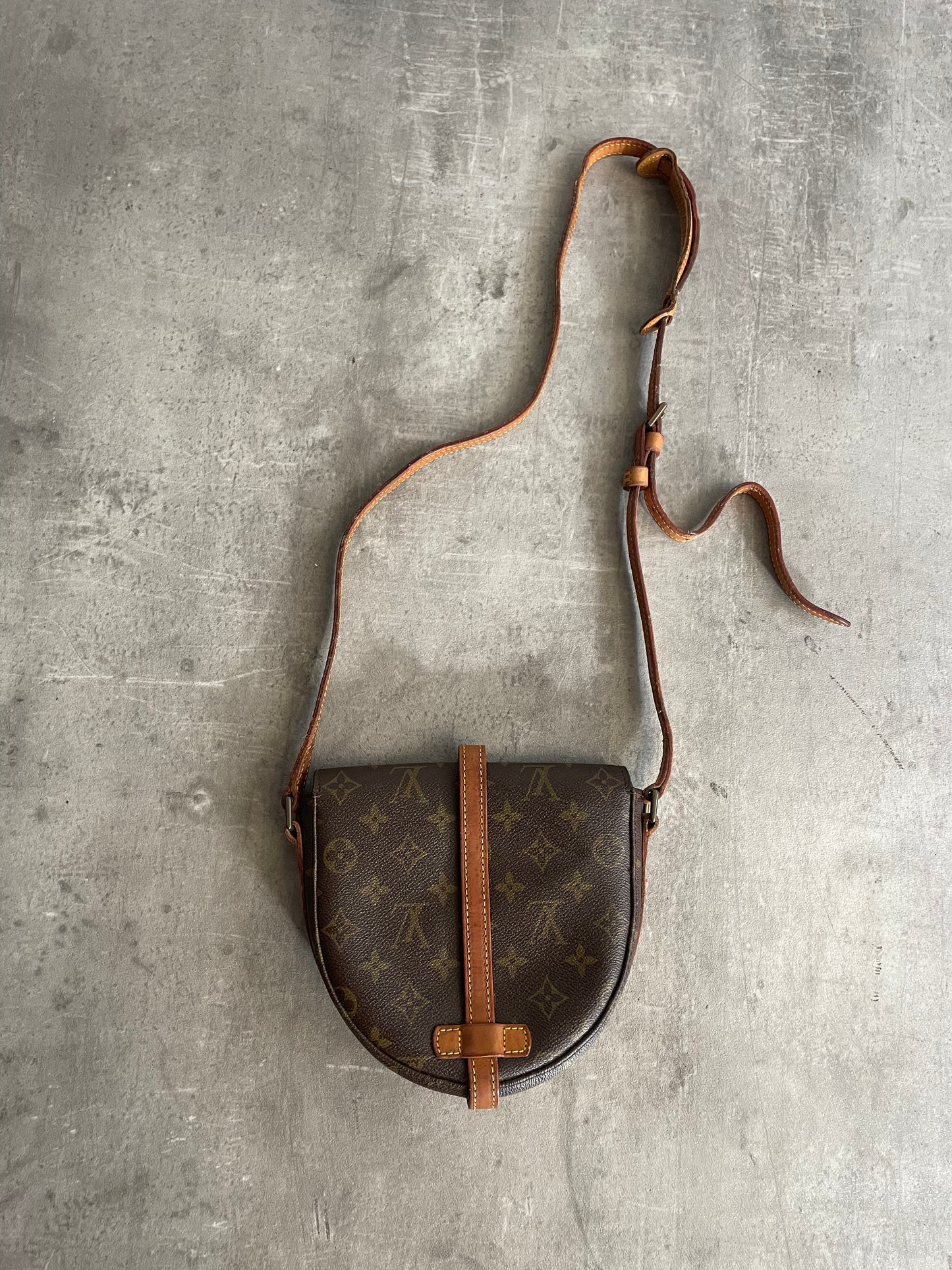 Louis Vuitton Chantilly Monogram Canvas Crossbody Bag