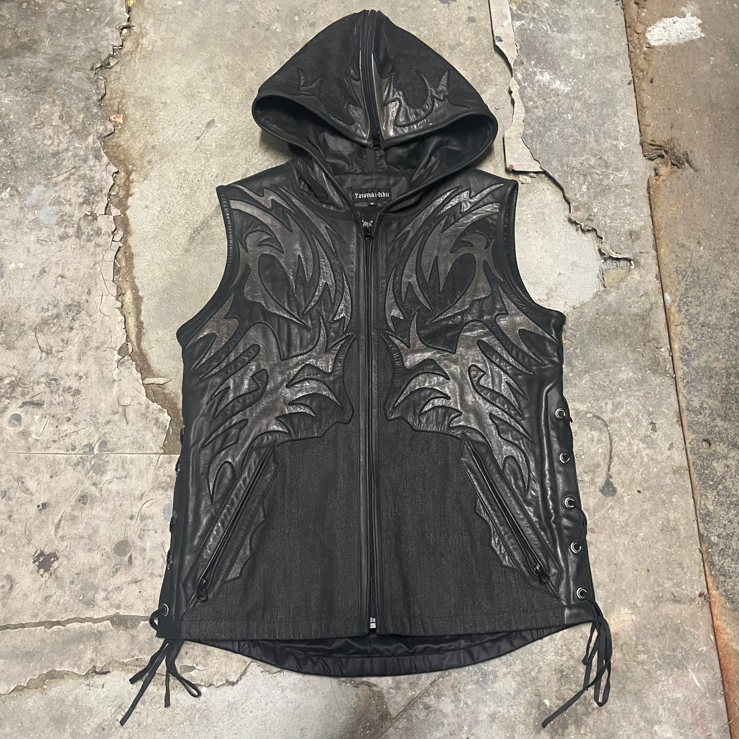 https://cdn.shopify.com/s/files/1/0909/3598/4473/files/IMG_3797.heic?v=1735229843