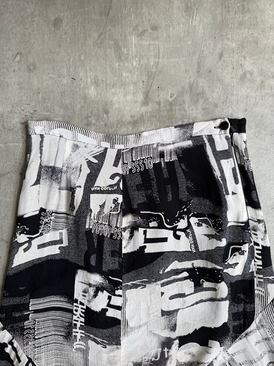 Abstract Print Layered Mesh Midi Skirt