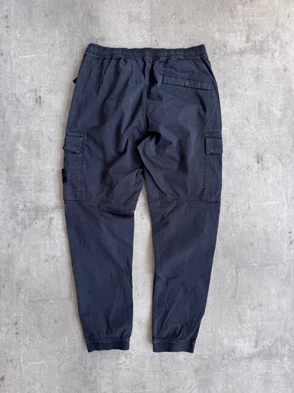 A/W 2022 Stone Island Black Cargo Trousers