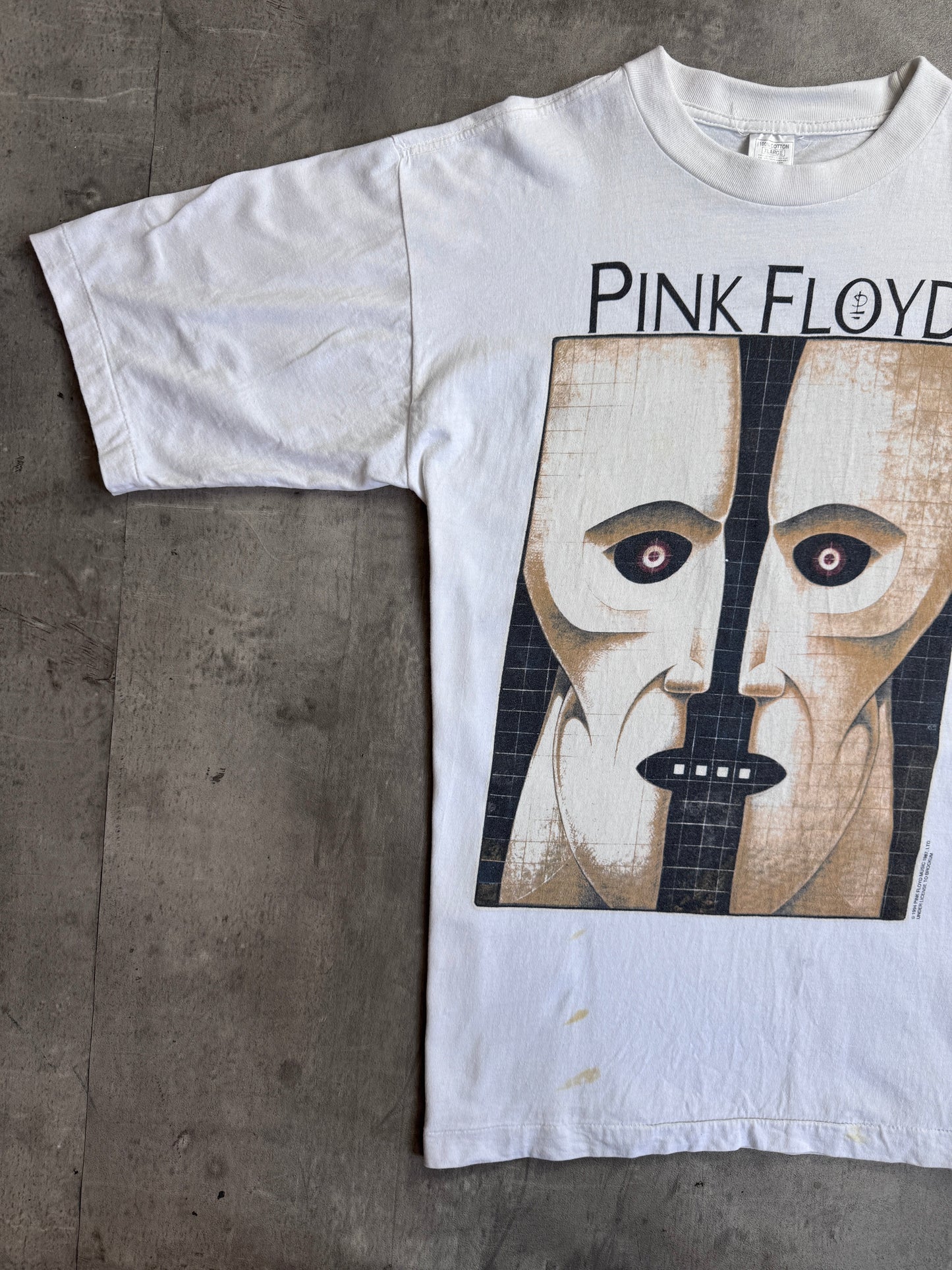 Pink Floyd 94' Division Bell World Tour Graphic Tee