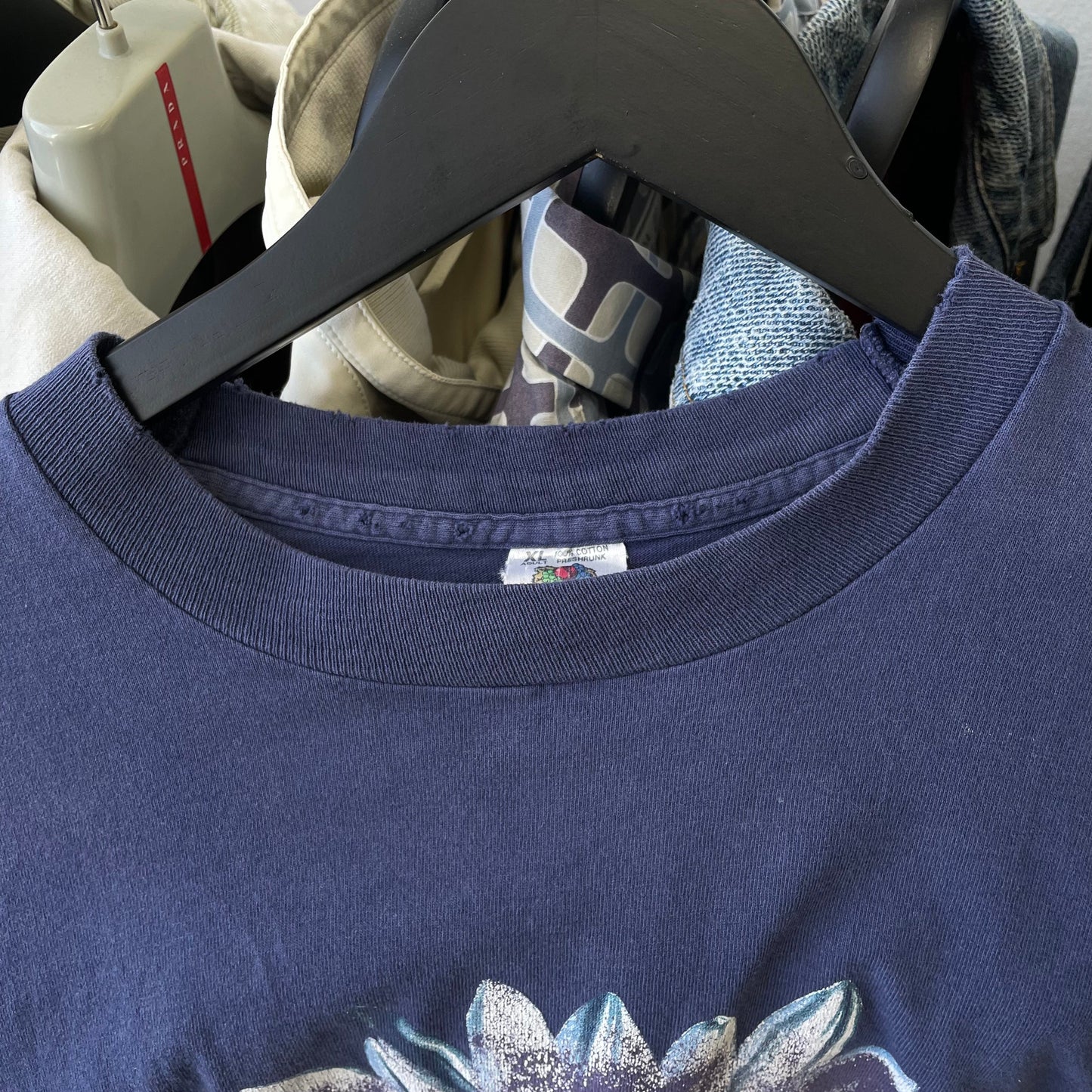 Vintage Navy 90s 'Daisy' Print T-Shirt | X-Large, Navy