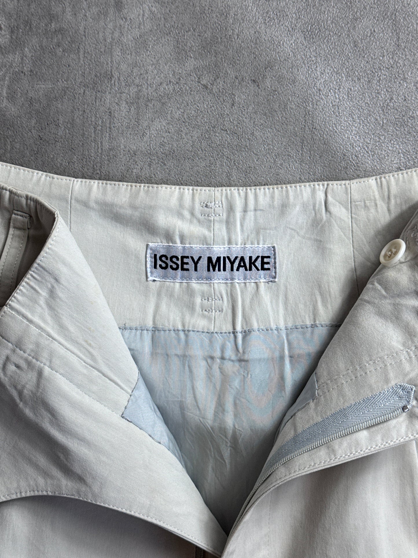 Issey Miyake Cream Tailored Satin Lined Midi Length Skirt