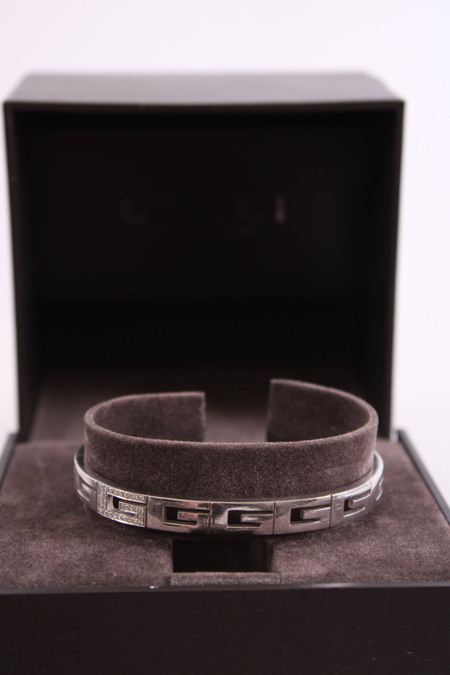Gucci Bangle 18K White Gold 18 | O/S, Gold