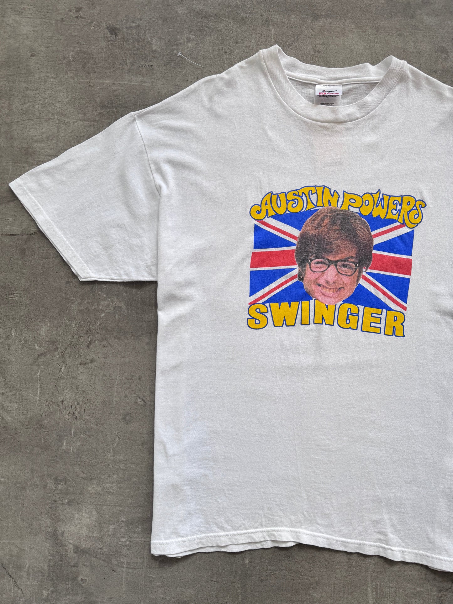 1998 Austin Powers "Swinger" Union Jacket Movie Promo Graphic Tee | Extra Large, Multicoloured