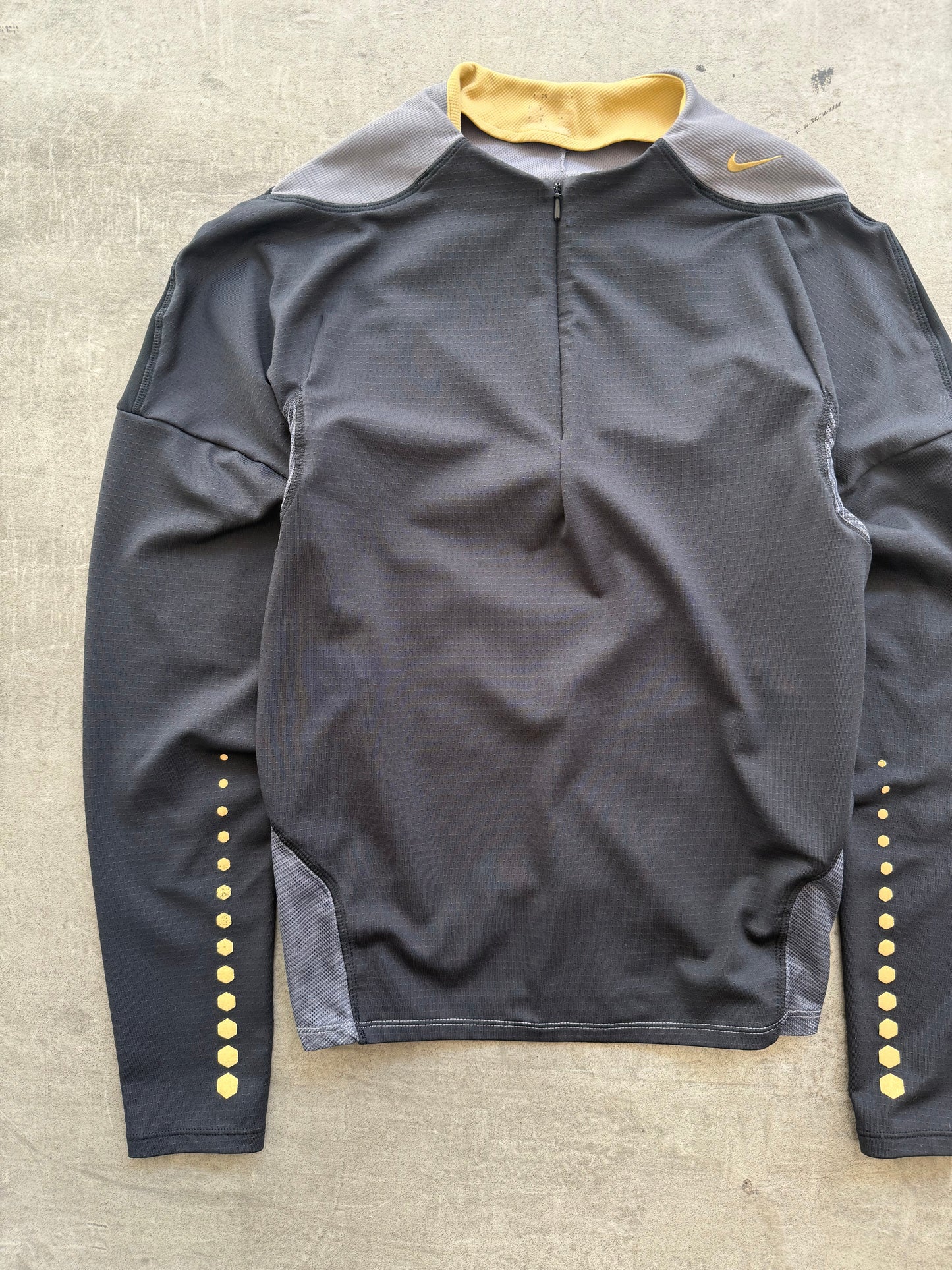 2005 Nike Sphere Tony Spackman Grey Toned Structured LS Top | Small, Multicoloured