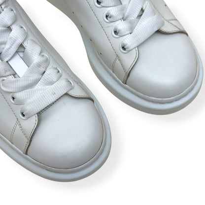 ALEXANDER MCQUEEN OVERSIZED SNEAKER WHITE/ BLACK 40 / UK6 | UK 6, Black