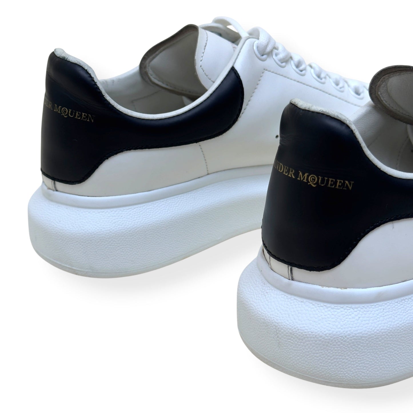 ALEXANDER MCQUEEN OVERSIZED SNEAKER WHITE/ BLACK 40 / UK6 | UK 6, Black