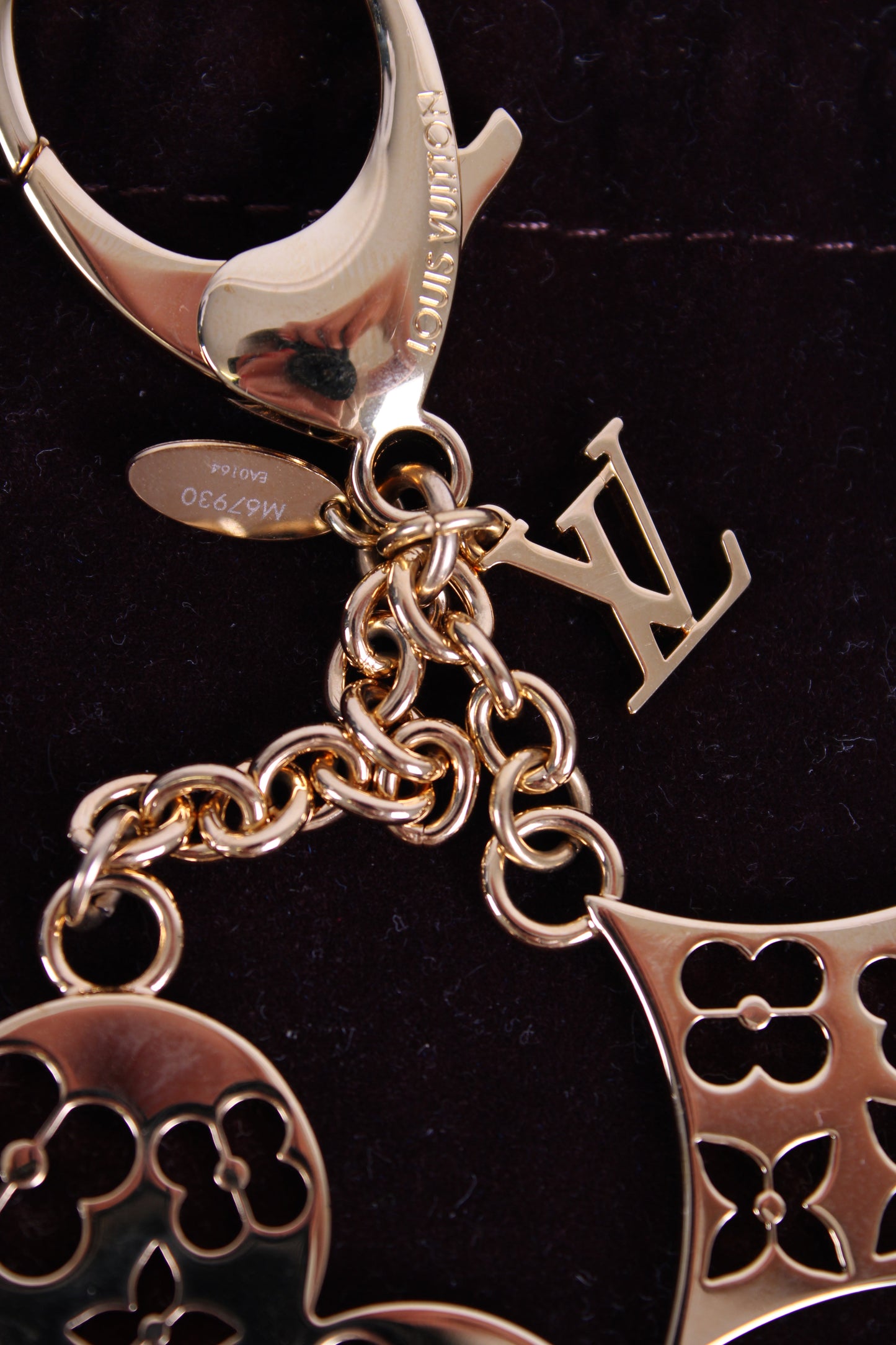 Louis Vuitton Ivy Keychain Gold Colour | O/S, Gold