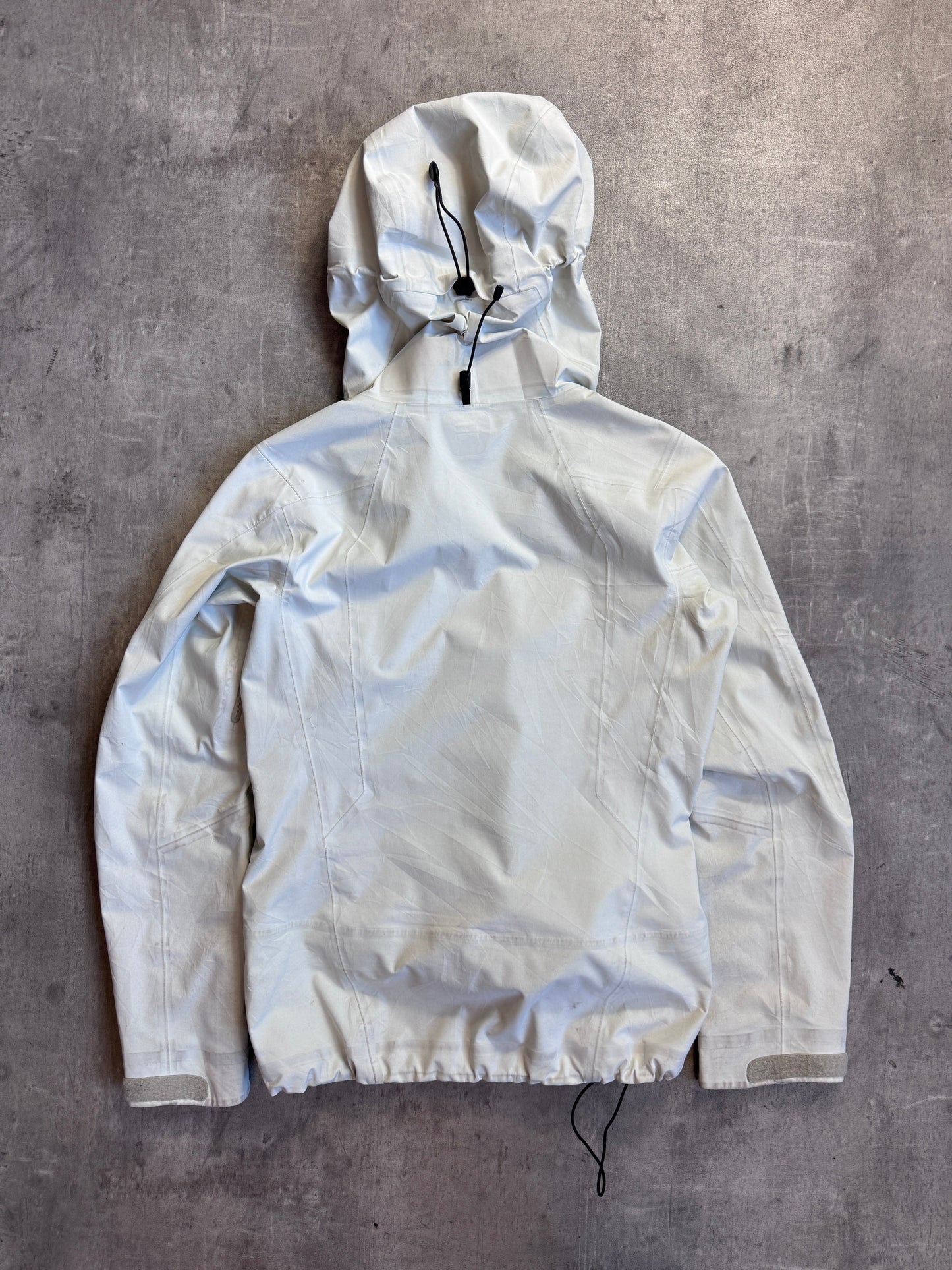 Arc'Teryx Sentinel Goretex Beige Lightweight Tech Jacket
