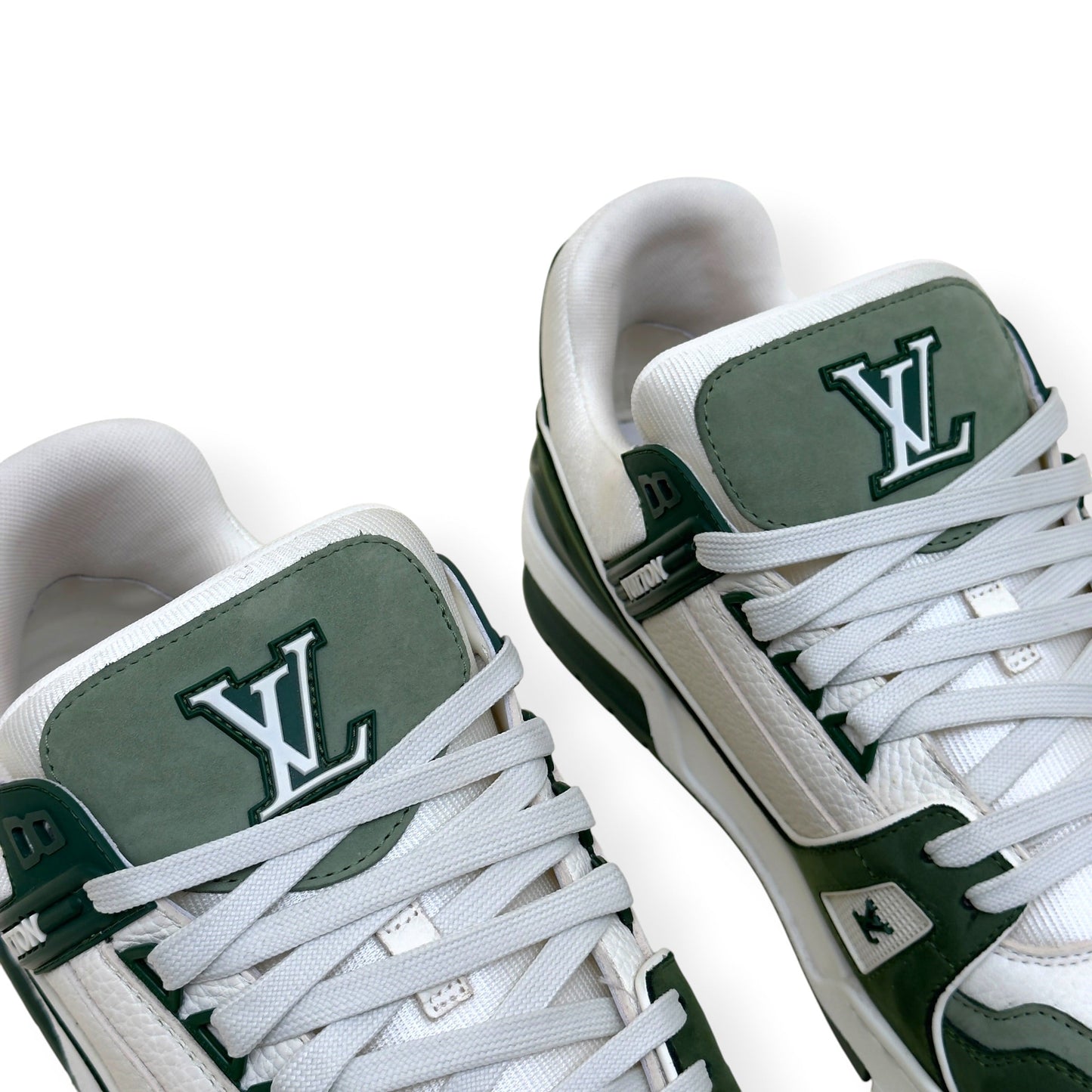 LOUIS VUITTON LEATHER LV TRAINER SNEAKER GREEN / WHITE UK10 | UK 10, Green
