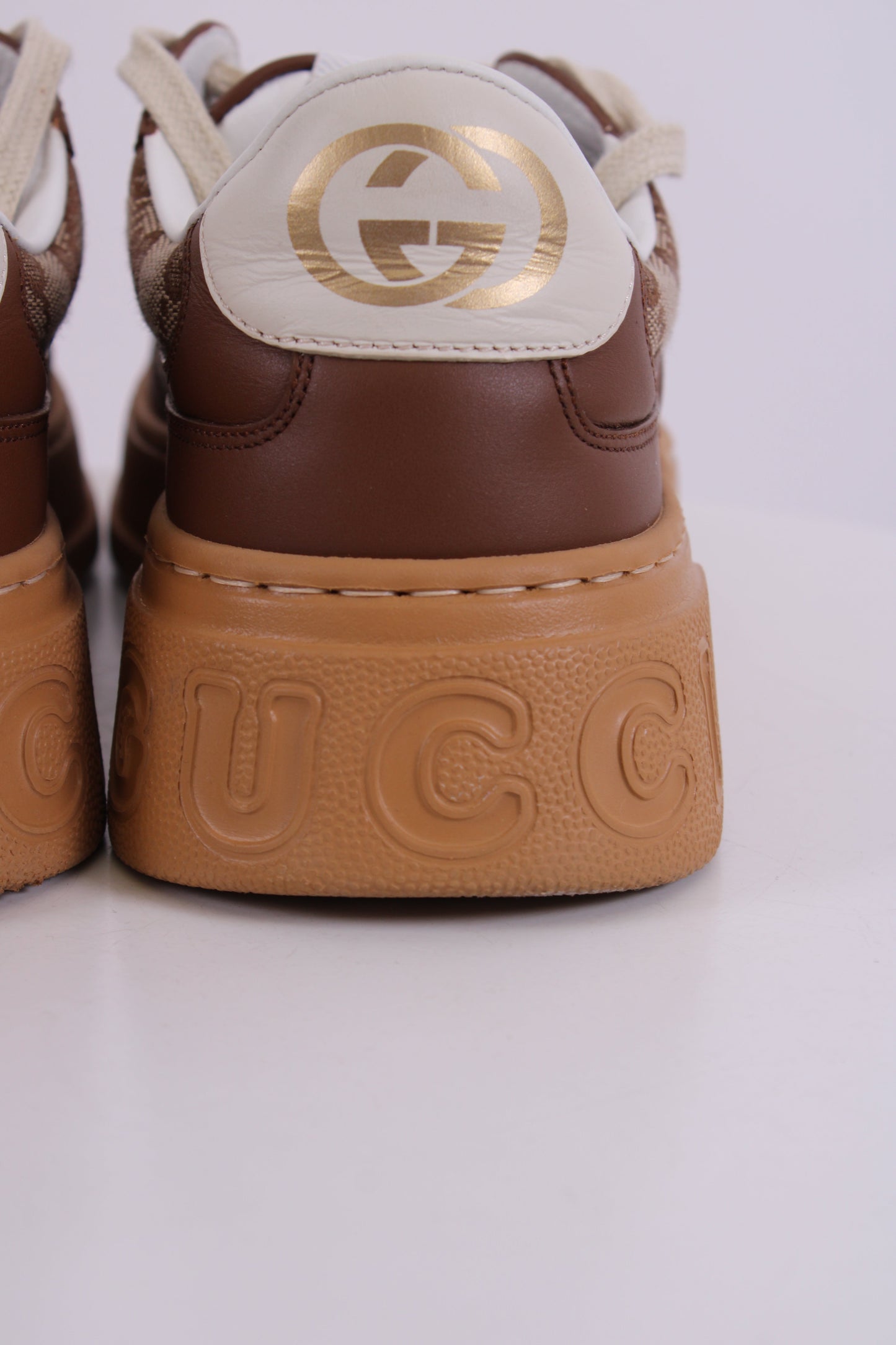 Gucci GG Canvas Low Top Trainers Beige/ Brown 38 | O/S, Beige