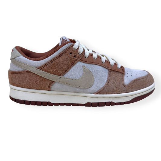 NIKE DUNK LOW TOP SNEAKER MEDIUM CURRY UK8 | UK 8, Medium Curry