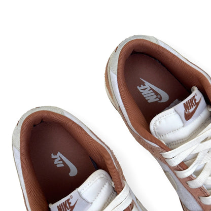 NIKE DUNK LOW TOP SNEAKER MEDIUM CURRY UK8 | UK 8, Medium Curry