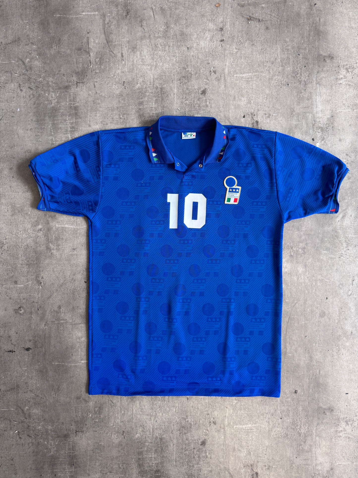 1994 Italy x Diadora "10" Home Football Shirt | Extra Large, Multicoloured