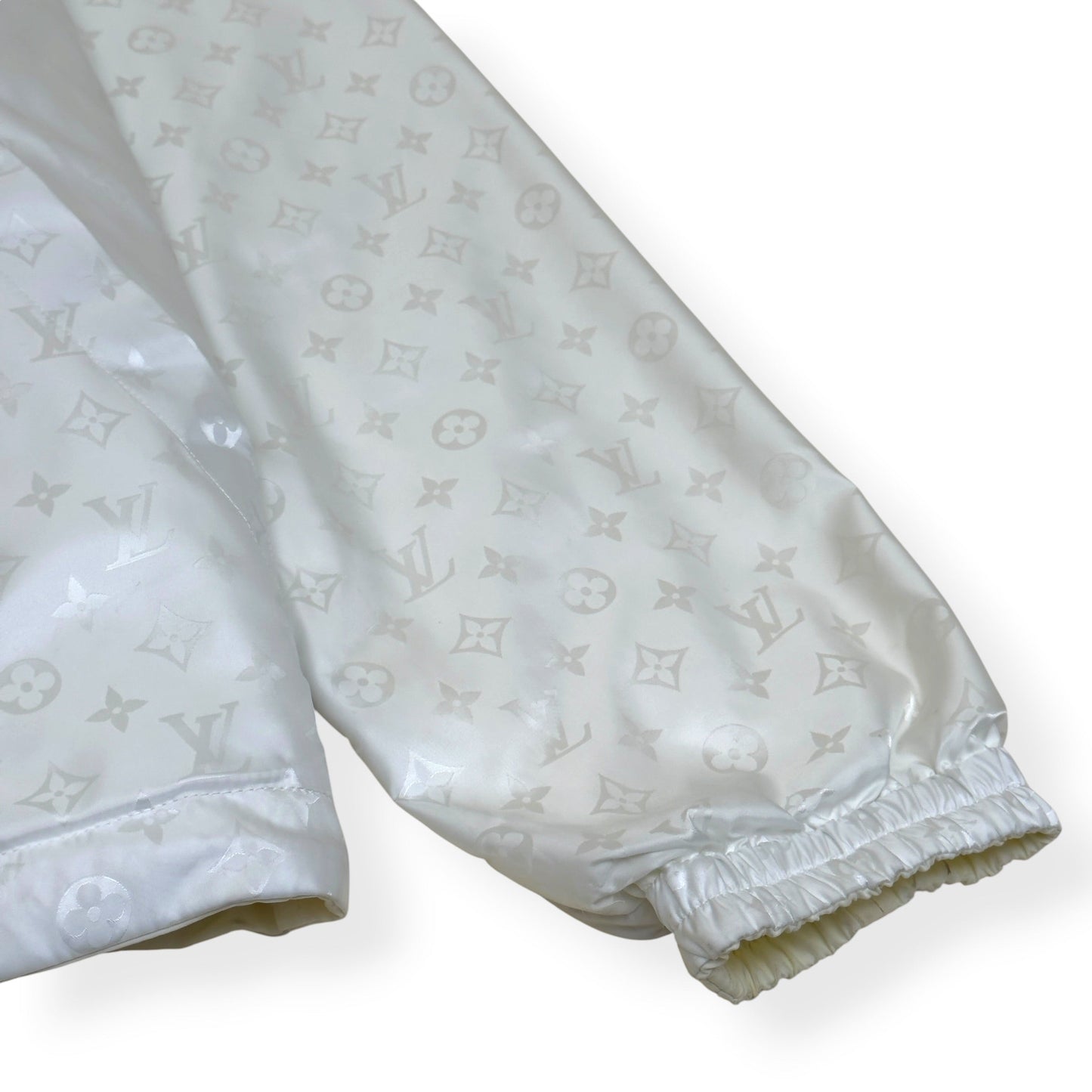 LOUIS VUITTON LVSE CABLES EDITION MONOGRAM REVERSIBLE WINDBREAKER WHITE 52 / L | Large, White