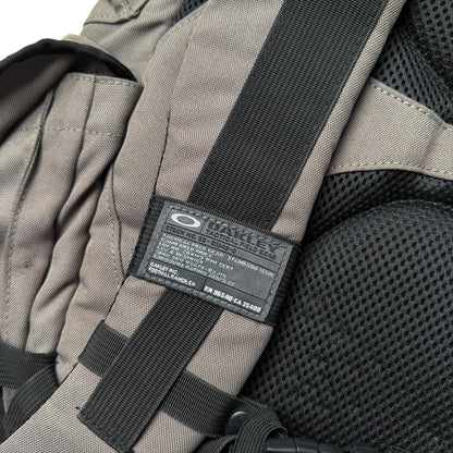 Vintage Oakley Mechanism Backpack (30L)