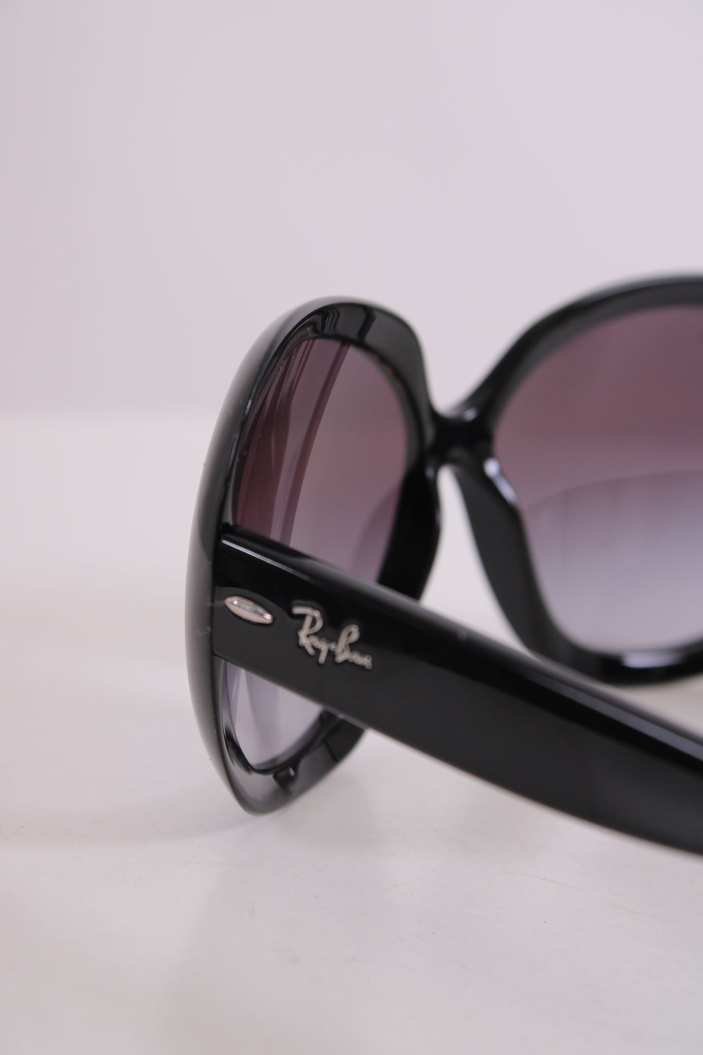 Ray Ban Round Sunglasses Black | O/S, Black