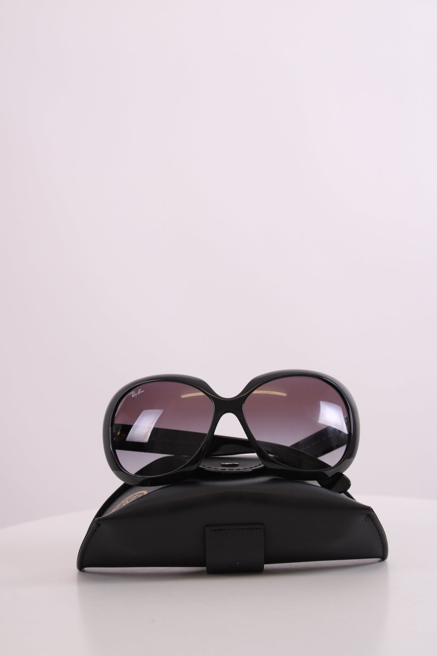 Ray Ban Round Sunglasses Black | O/S, Black
