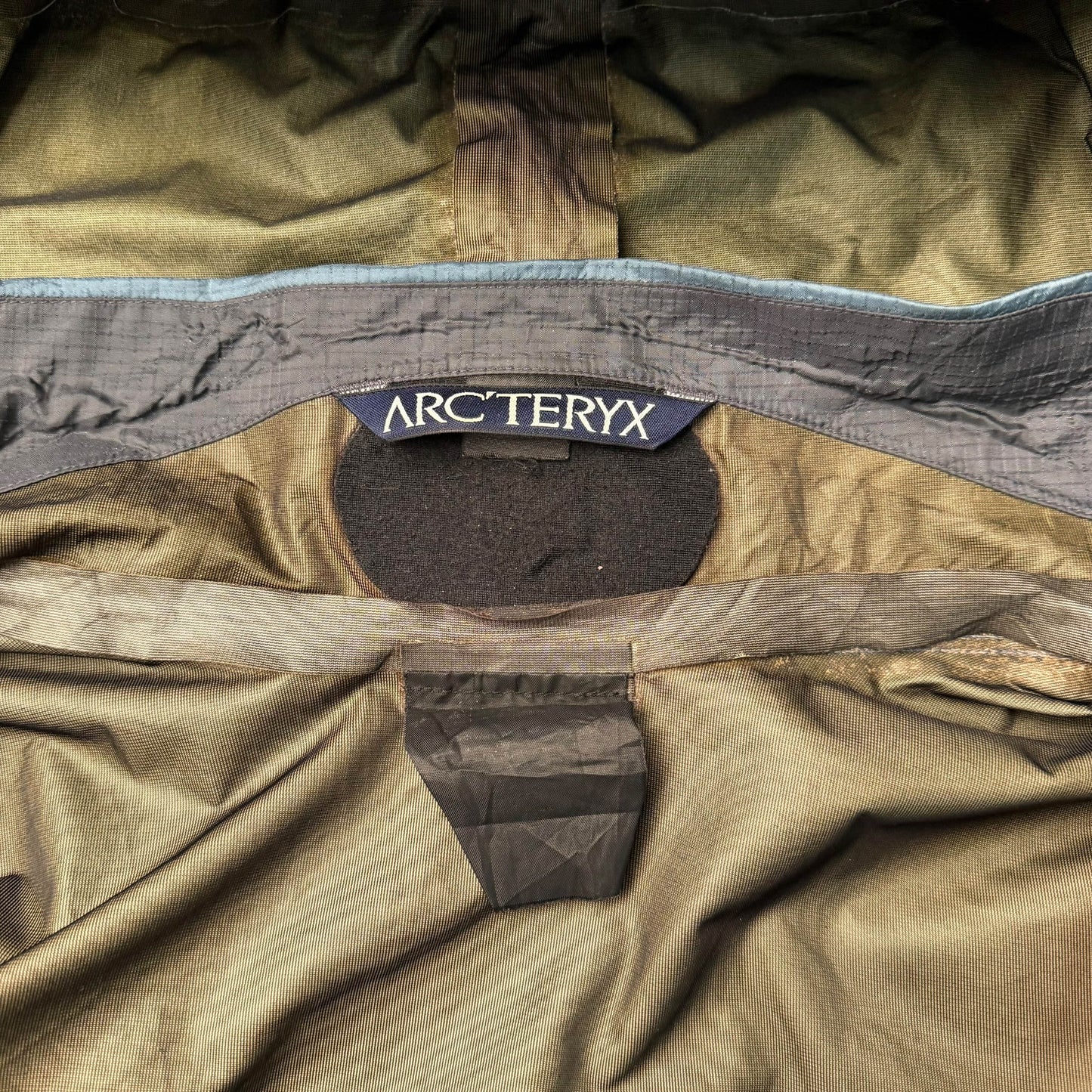 Vintage Arc'teryx Theta LT (M)