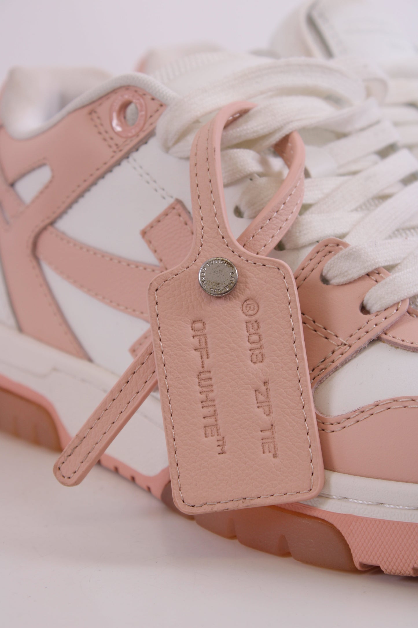 Off White Out Of Office Trainers White/ Peach 37 | O/S, White