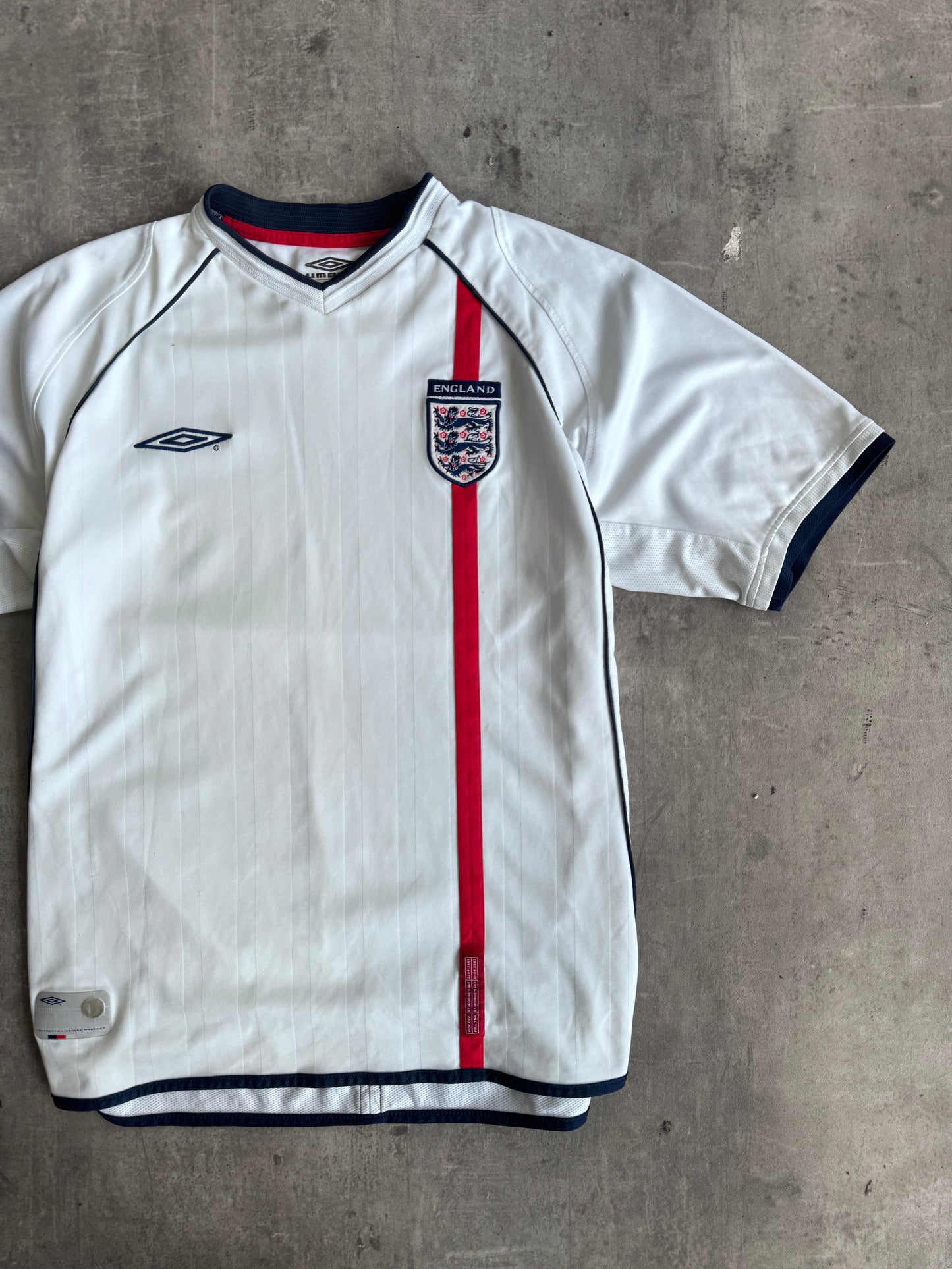 2001-02 England Umbro Home Football Shirt | Medium, Multicoloured