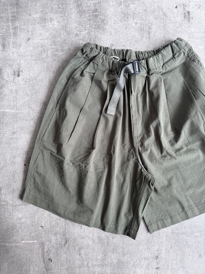 Kappy Korea Two Tuck Pleated Wide Half Pants - Khaki | O/S, Multicoloured