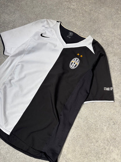 2004-2005 Juventus FC Special Kit 'Buffon 1' Football Shirt