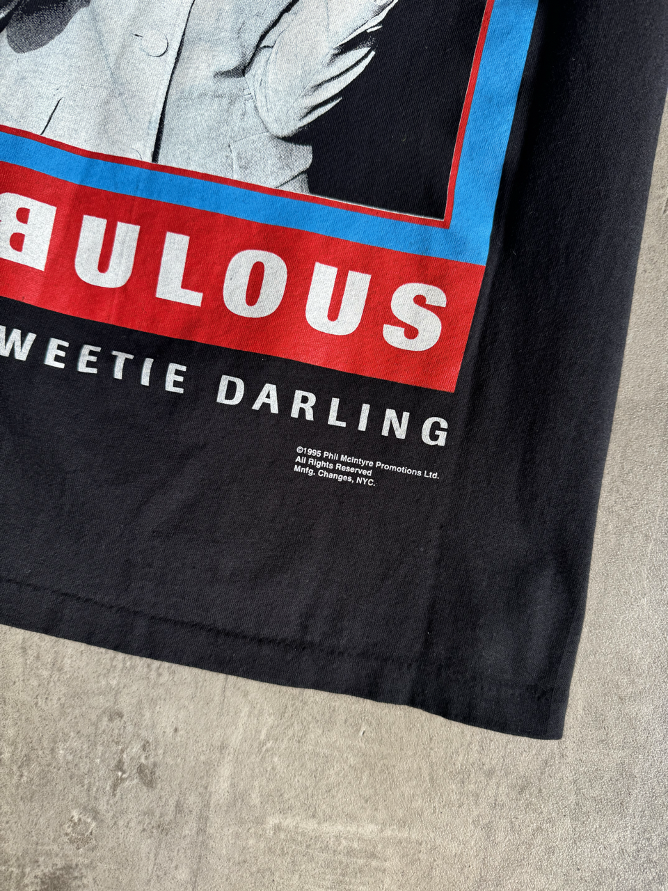 1995 Single Stitch Absolutely Fabulous "100% Sweetie Darling" Patsy Graphic Tee | Large, Multicoloured