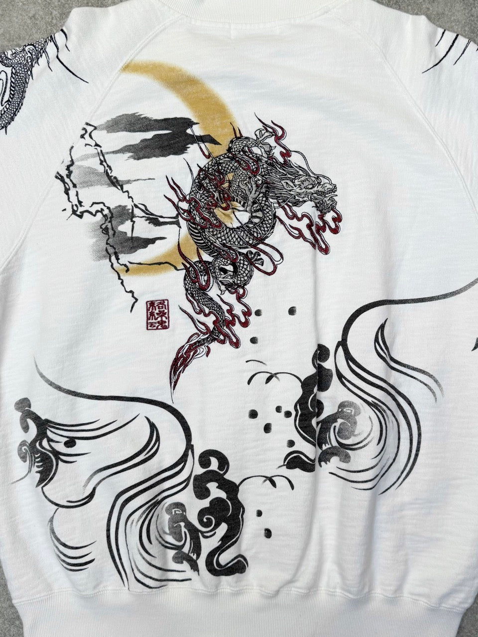 Karakuri Dragon Embroidered White Zip Up Sweater