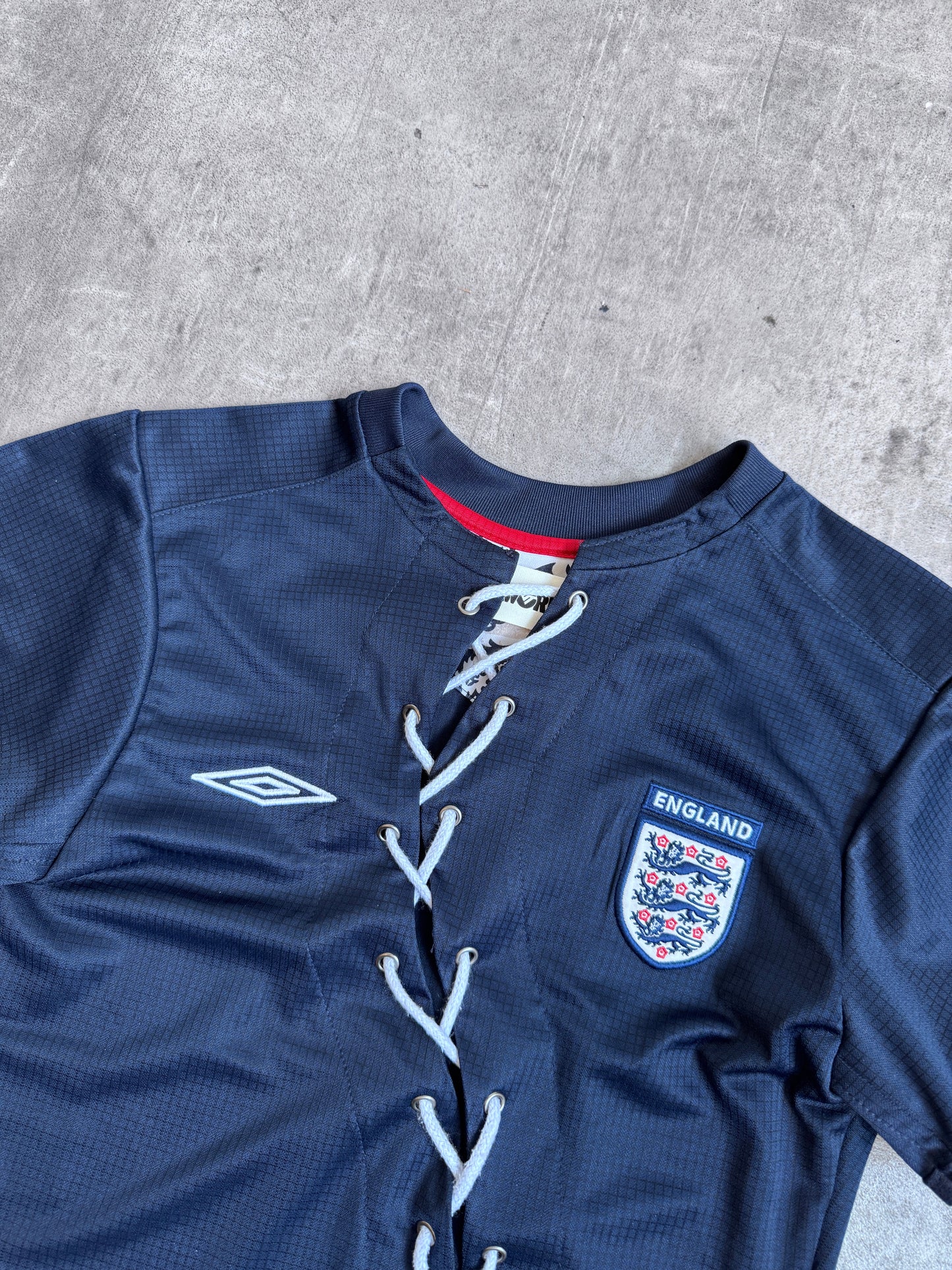 VT Rework: England Navy Asymmetric Lace Front Tee | Extra Small, Multicoloured