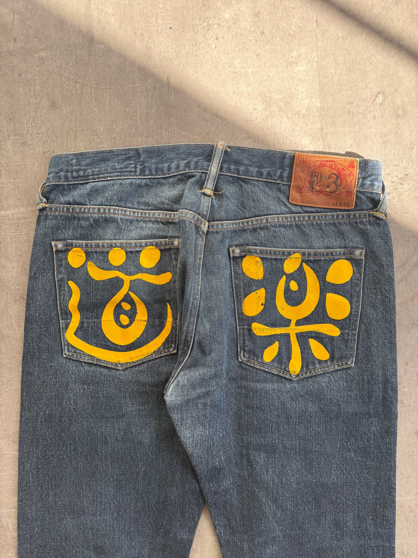 Evisu Lot. 2008 Yellow Graphic Dark Wash Jeans