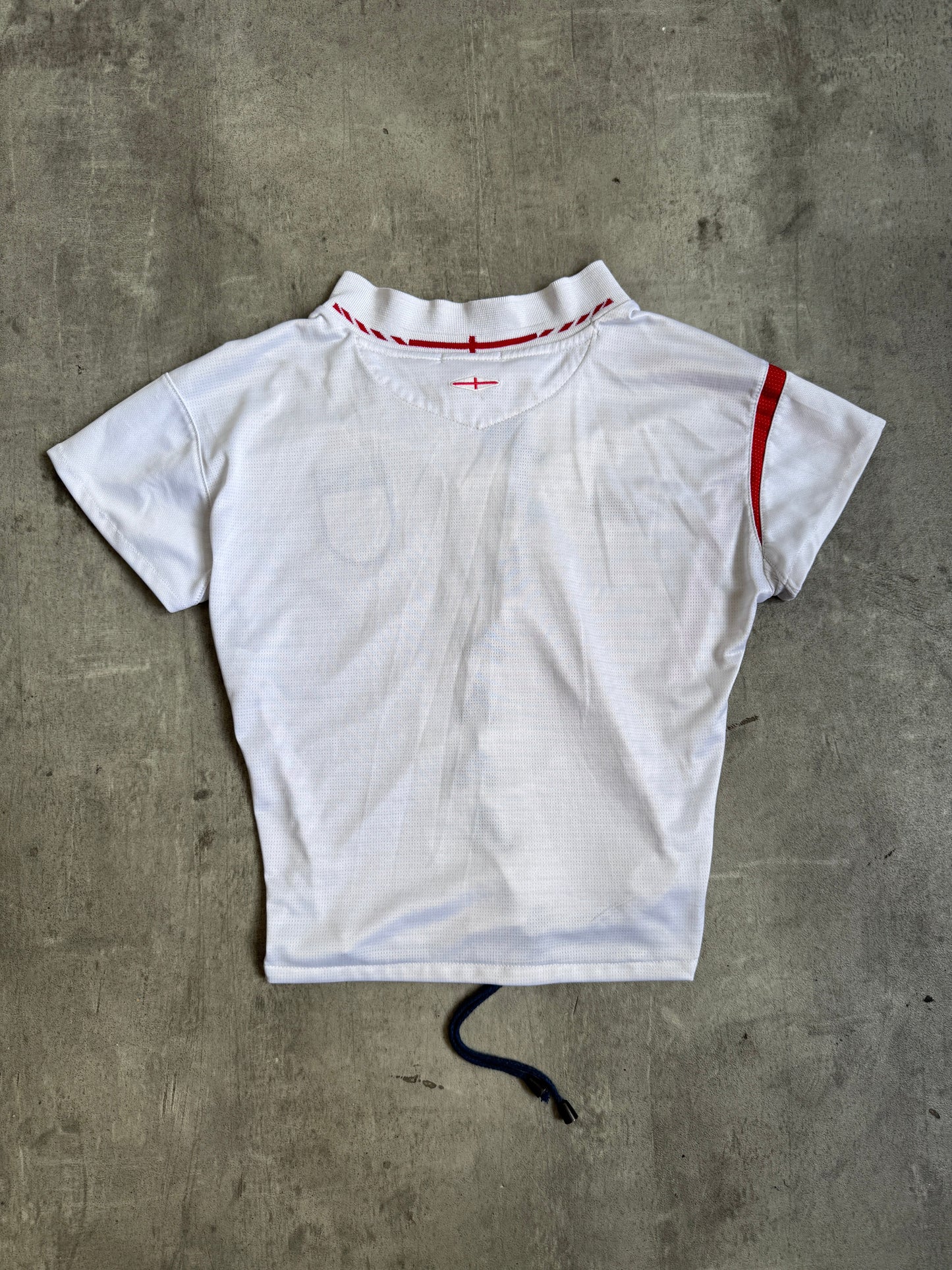 VT Rework: England White Asymmetric Lace Front Tee | Medium, Multicoloured