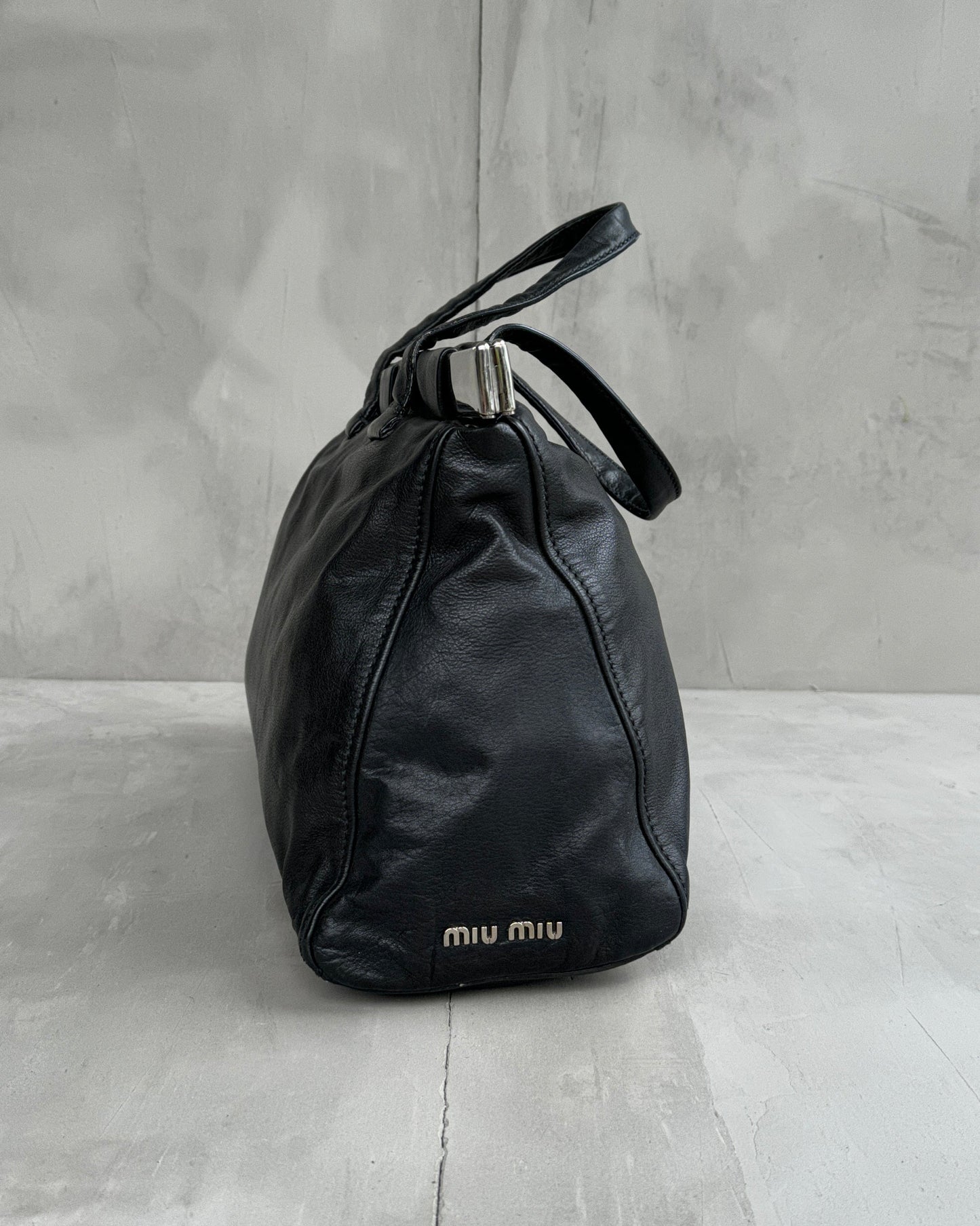 MIU MIU 90'S BLACK LEATHER & CHROME BAR SHOULDER BAG | O/S, Black