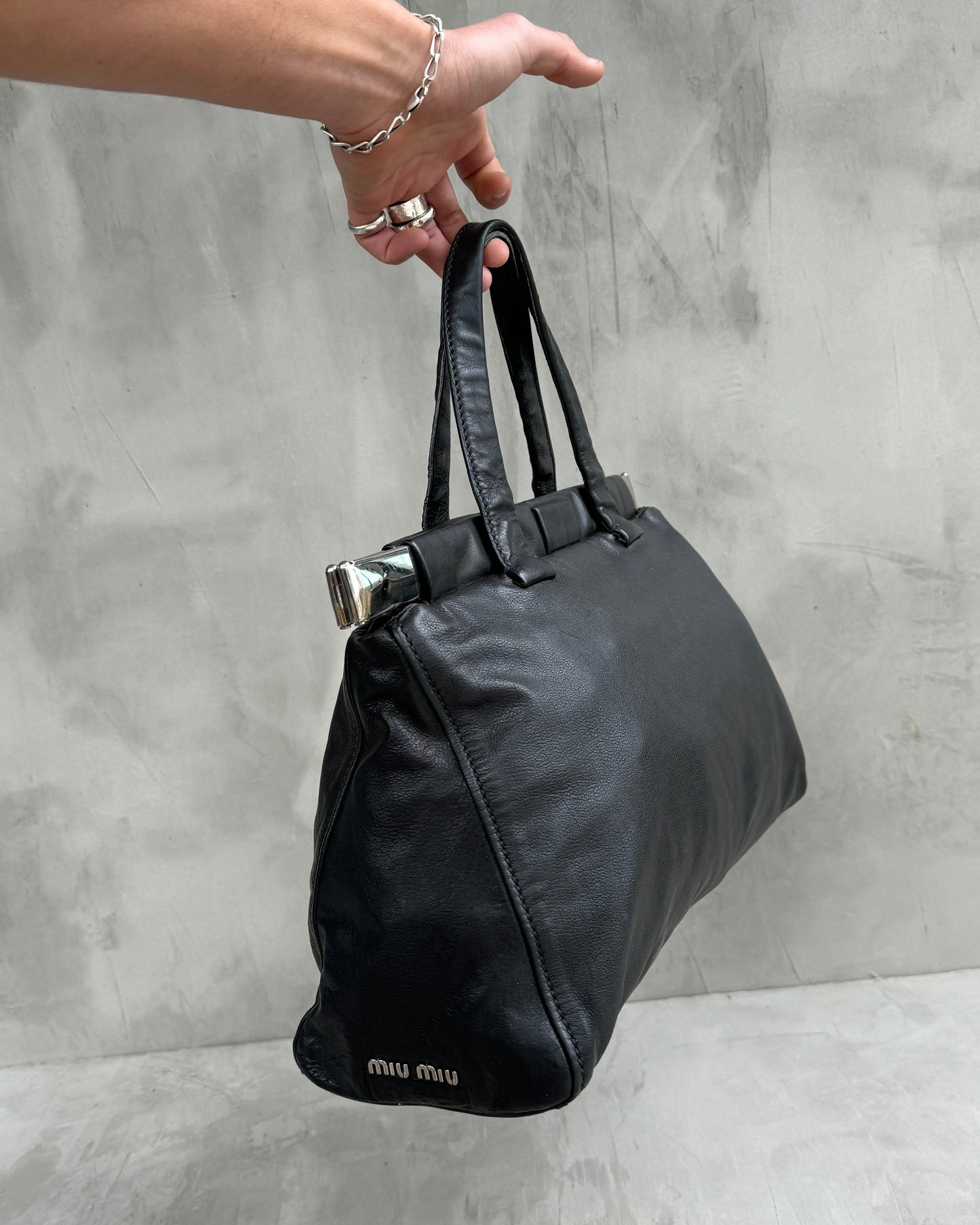 MIU MIU 90'S BLACK LEATHER & CHROME BAR SHOULDER BAG | O/S, Black