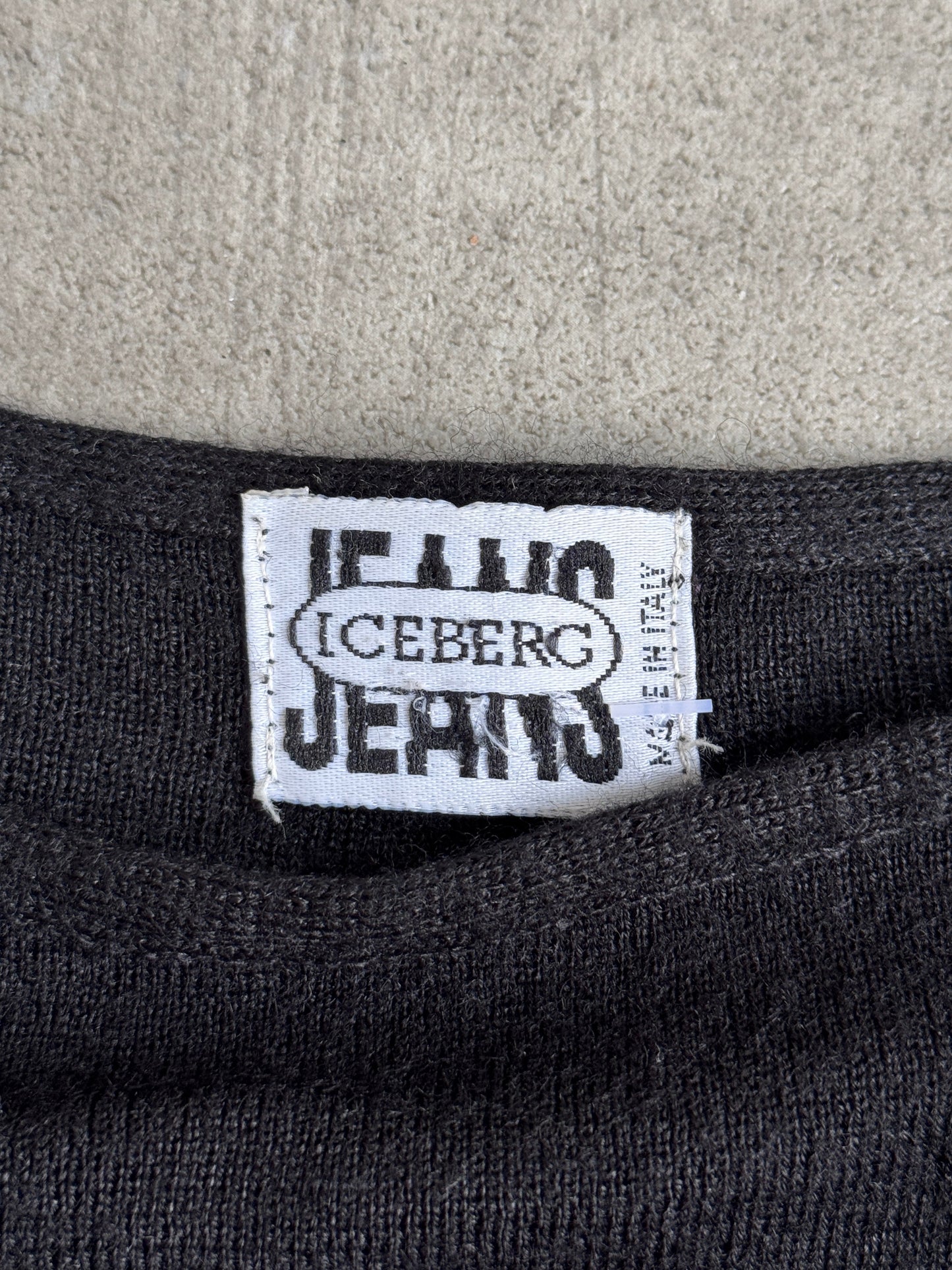 ICEBERG Jeans Logo Patch Black Wool Blend L/S Tee