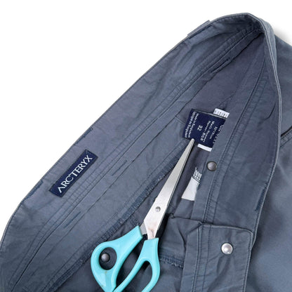 Arc'teryx Bastion Cargo Shorts (W32)