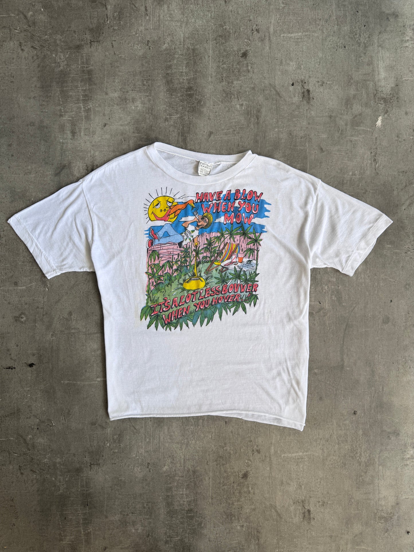 1990's "Have A Blow When Ya Mow" Relaxation Single Stitch Graphic Tee | Extra Large, Multicoloured