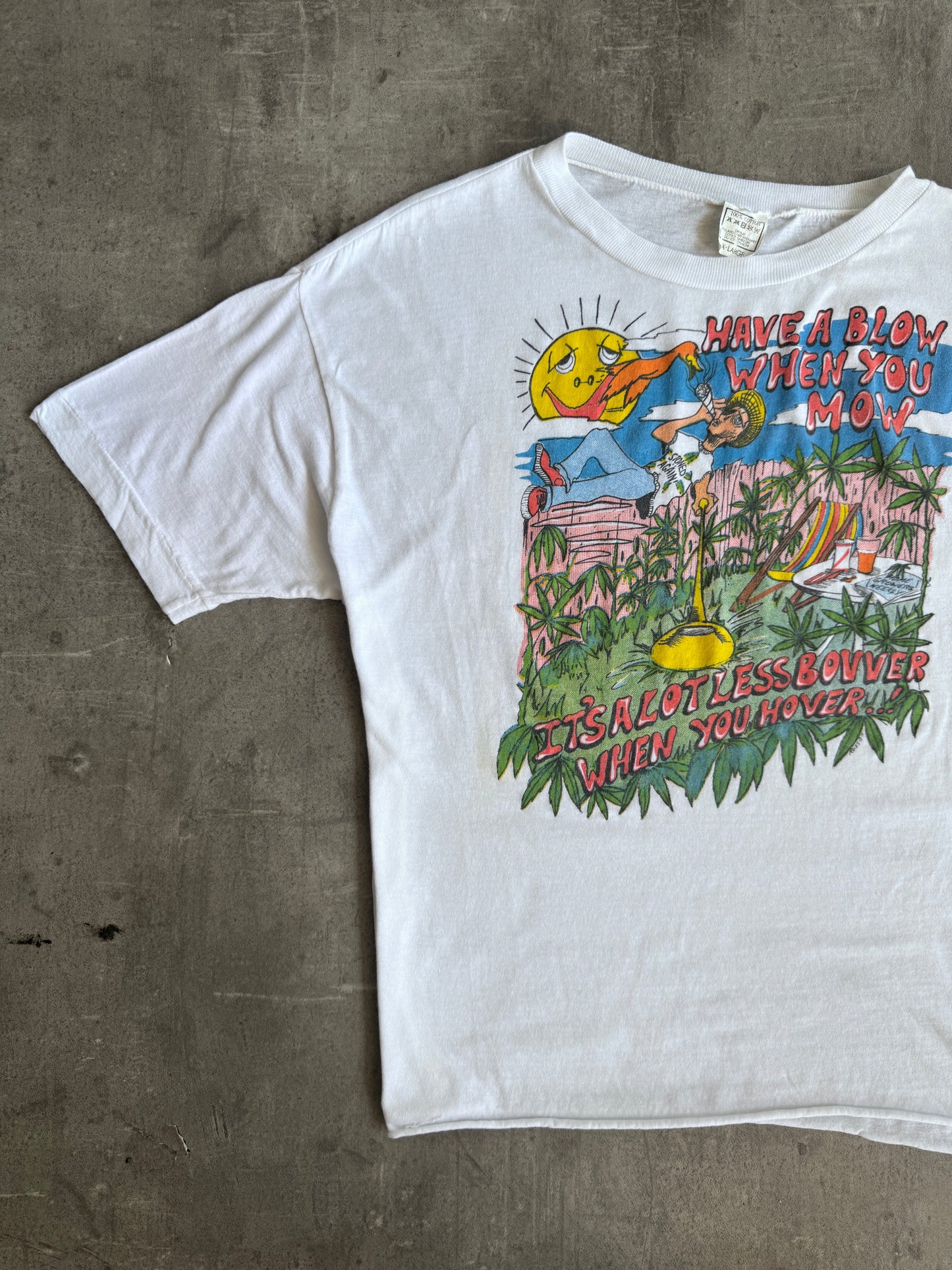 1990's "Have A Blow When Ya Mow" Relaxation Single Stitch Graphic Tee | Extra Large, Multicoloured
