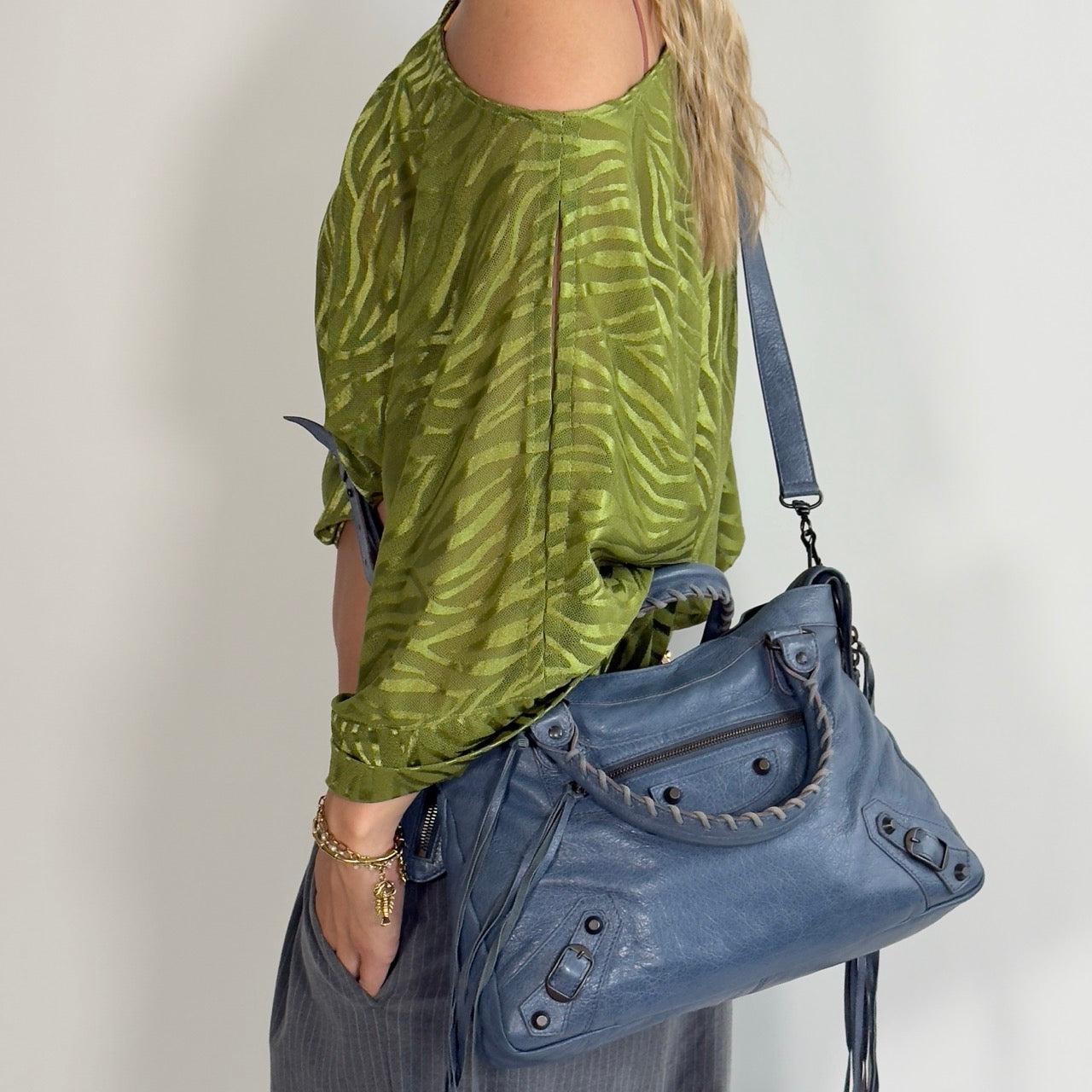 https://cdn.shopify.com/s/files/1/0564/9376/8855/files/IMG_5887Large.jpg?v=1778082937