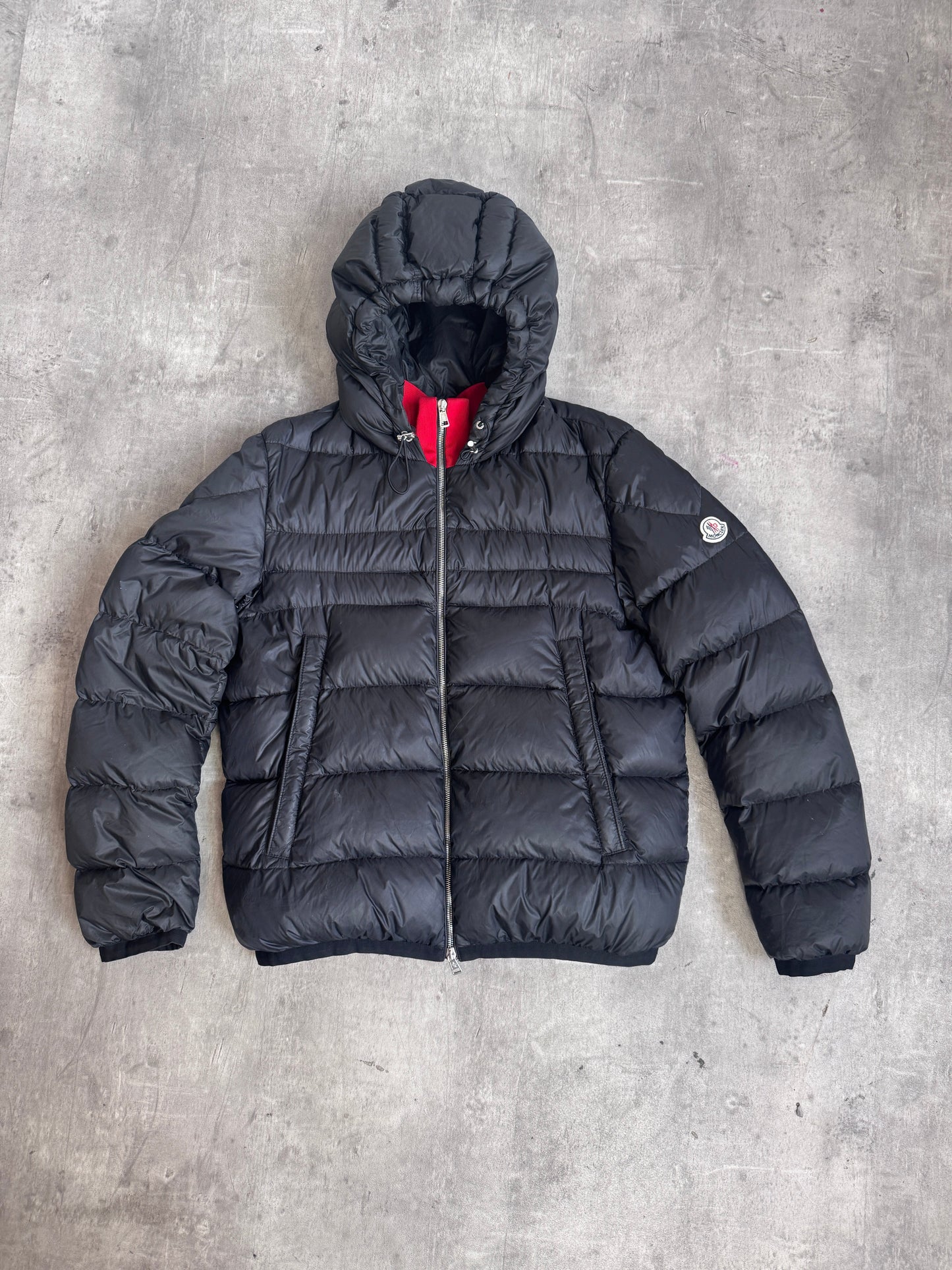 Moncler Dist Clamart Black Nylon Goose Down Red Rib Knit Detailed Puffer