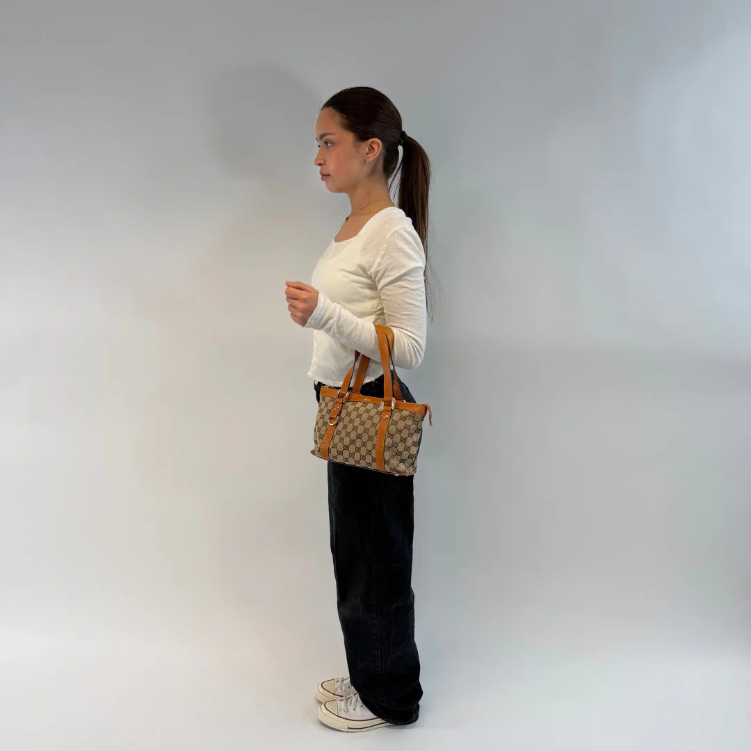 https://cdn.shopify.com/s/files/1/0564/9376/8855/files/IMG_6626.webp?v=1778676379