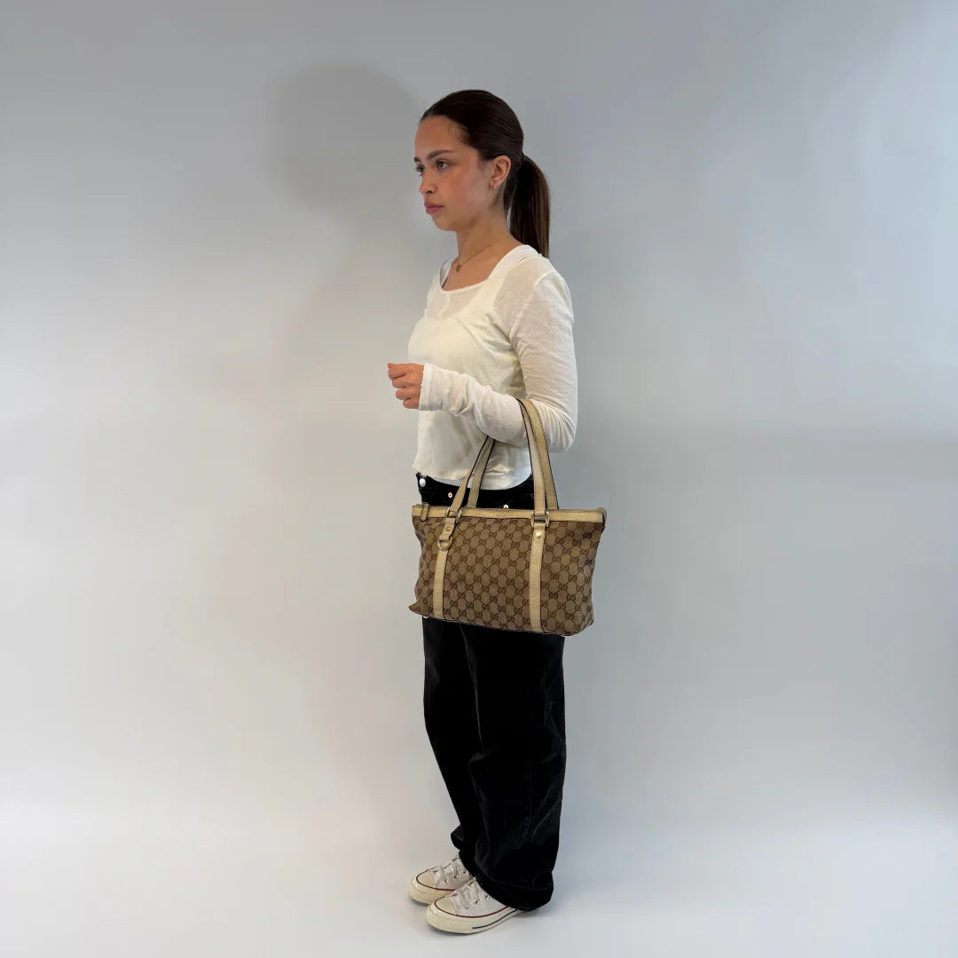 https://cdn.shopify.com/s/files/1/0564/9376/8855/files/IMG_6672.webp?v=1778676787