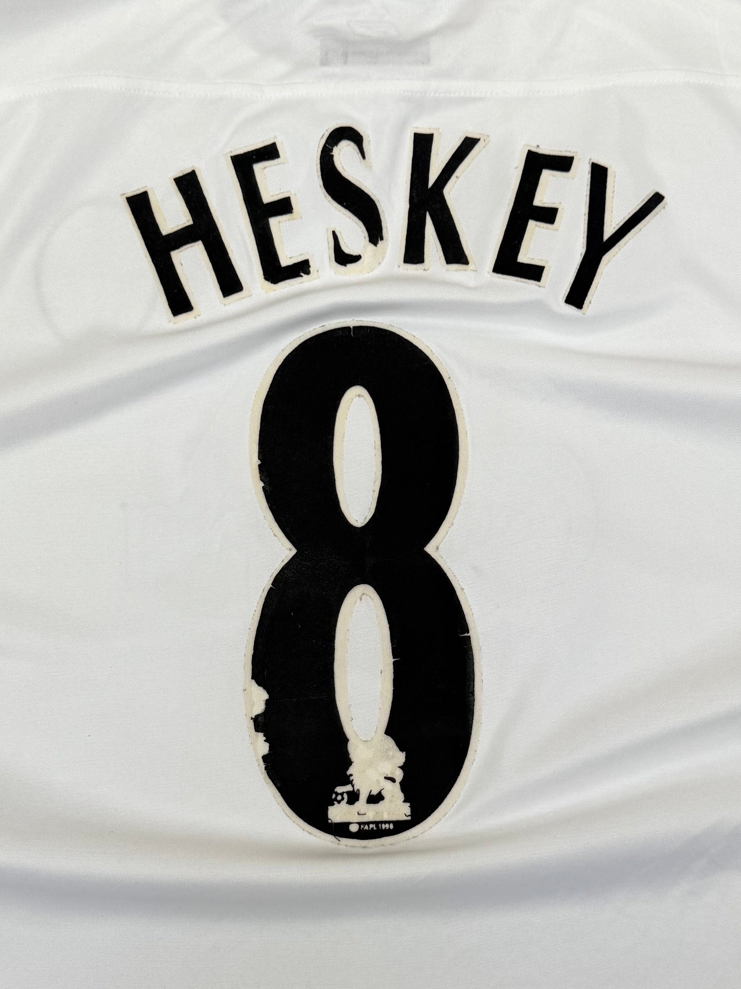 2003-2004 Liverpool FC Away 'Heskey 8' Football Shirt